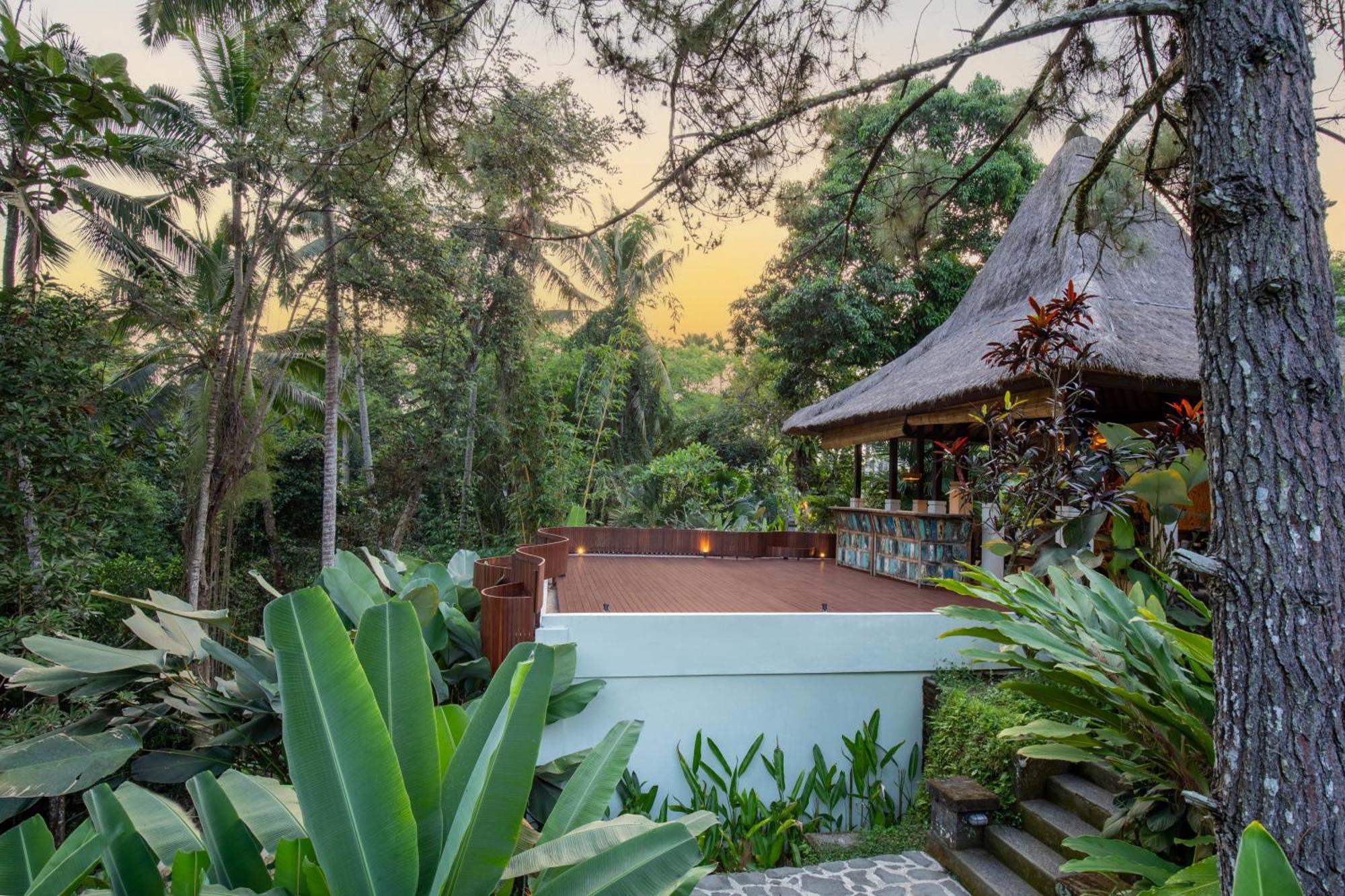 Suara Air Luxury Villa
