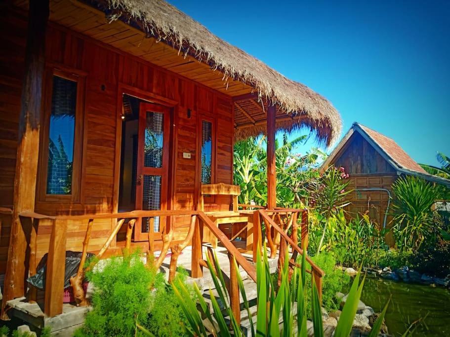 Guest house Umah Kayu 2-menjangan