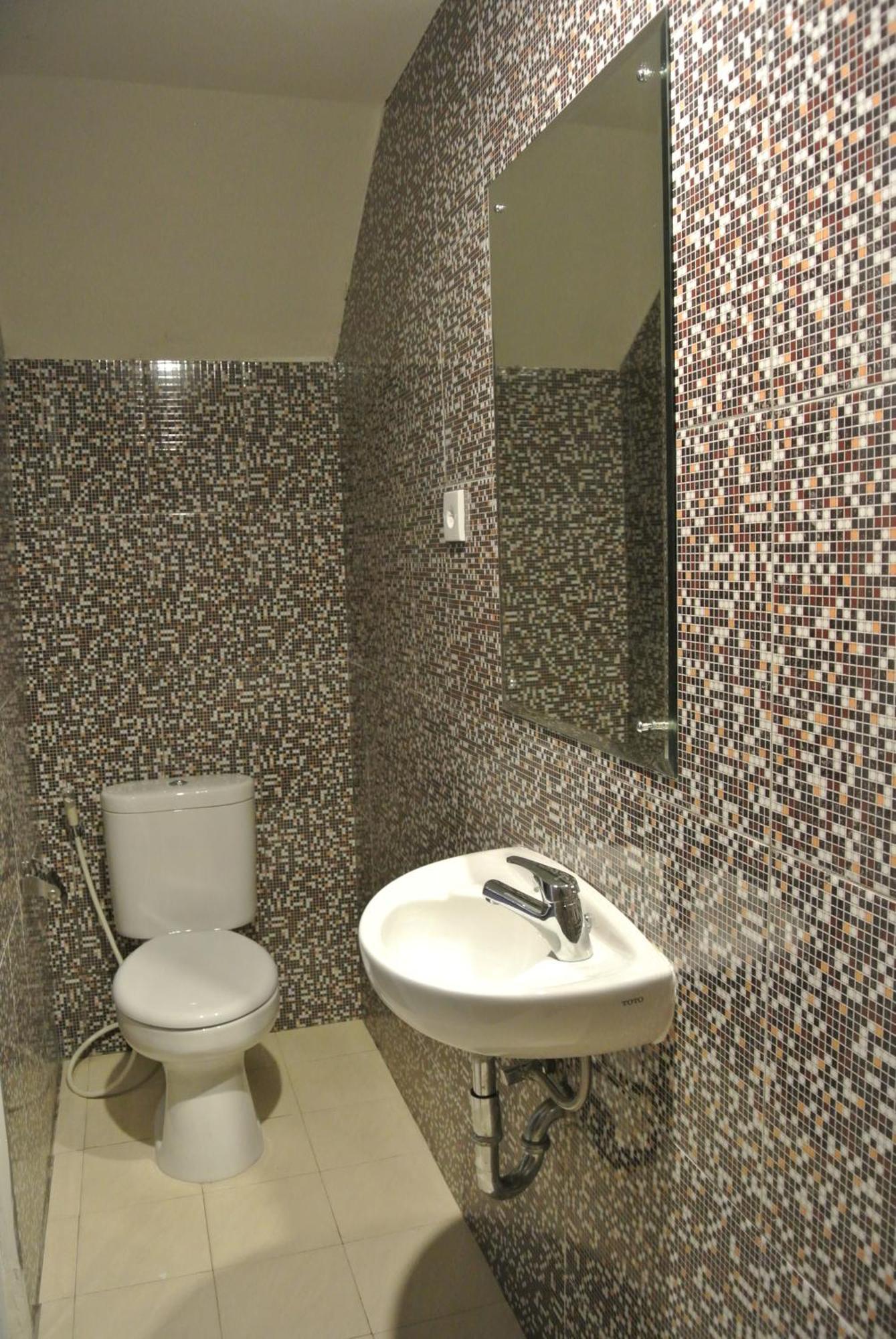 Aparthotel Askara Townhouse 3*