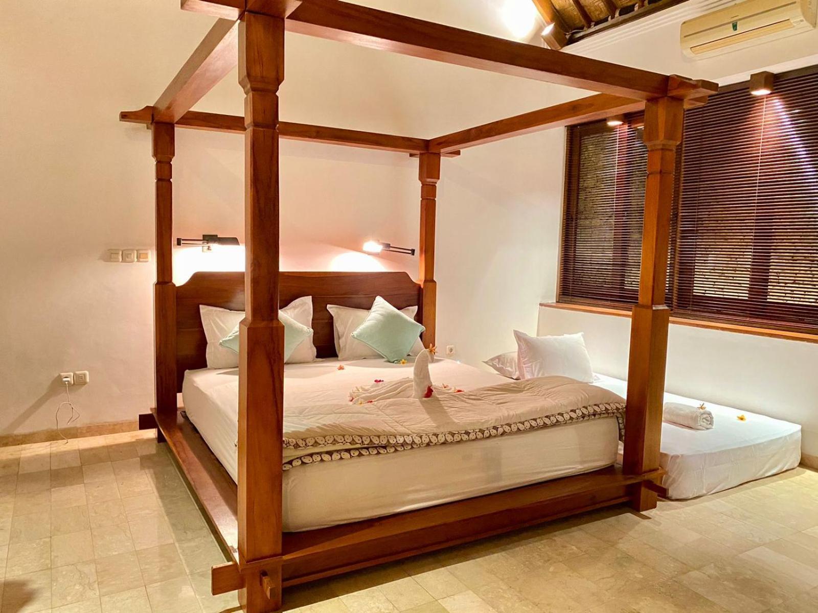 Sari Bumi Menjangan Hotel Banyuwedang