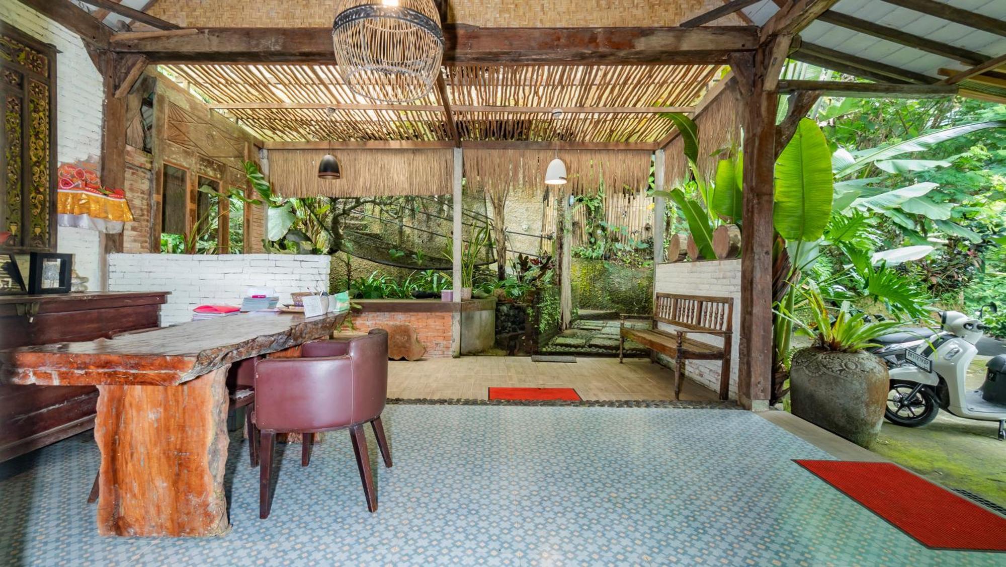 Umah Tis Sebatu Lodge