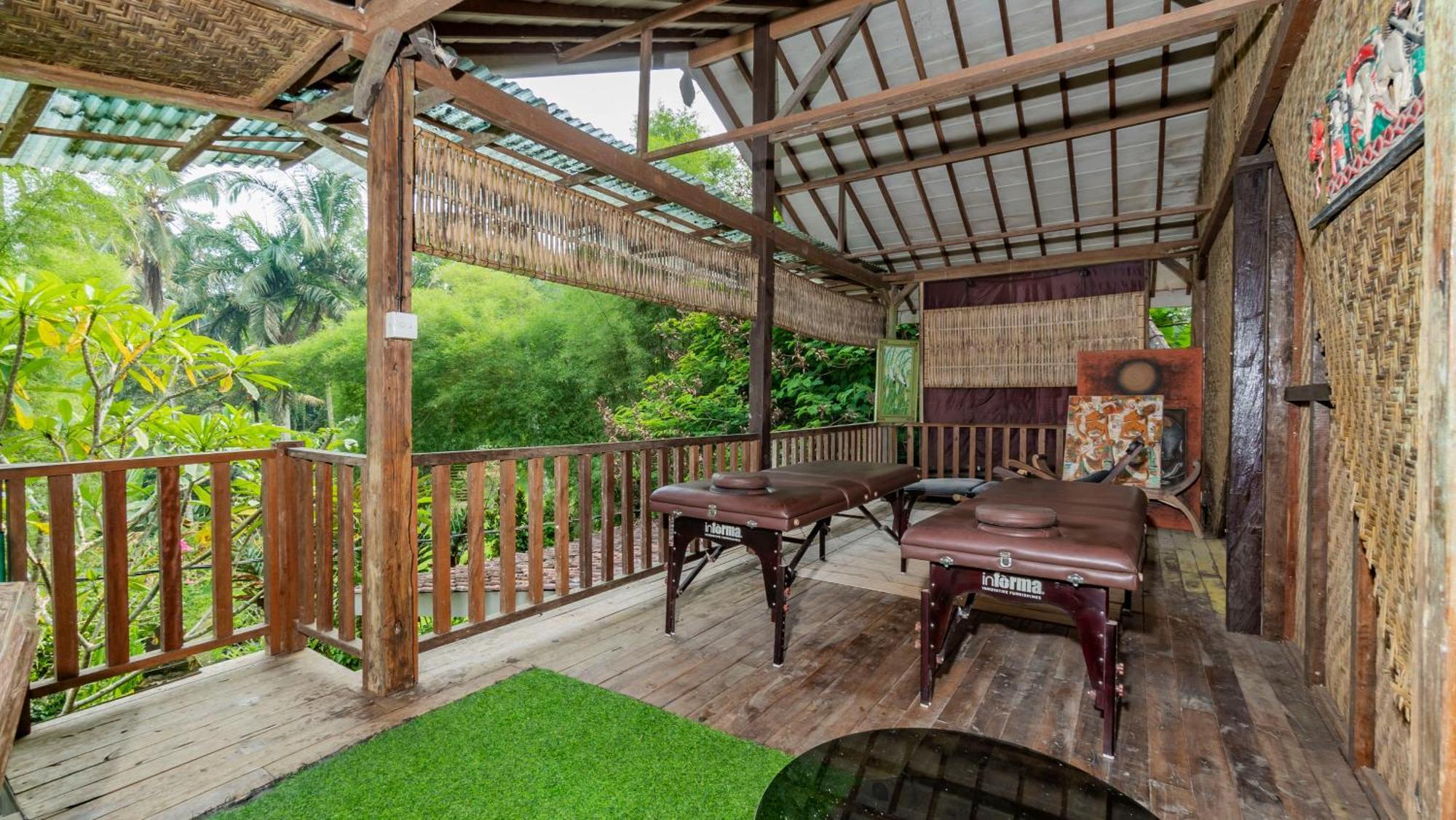 Umah Tis Sebatu Lodge *