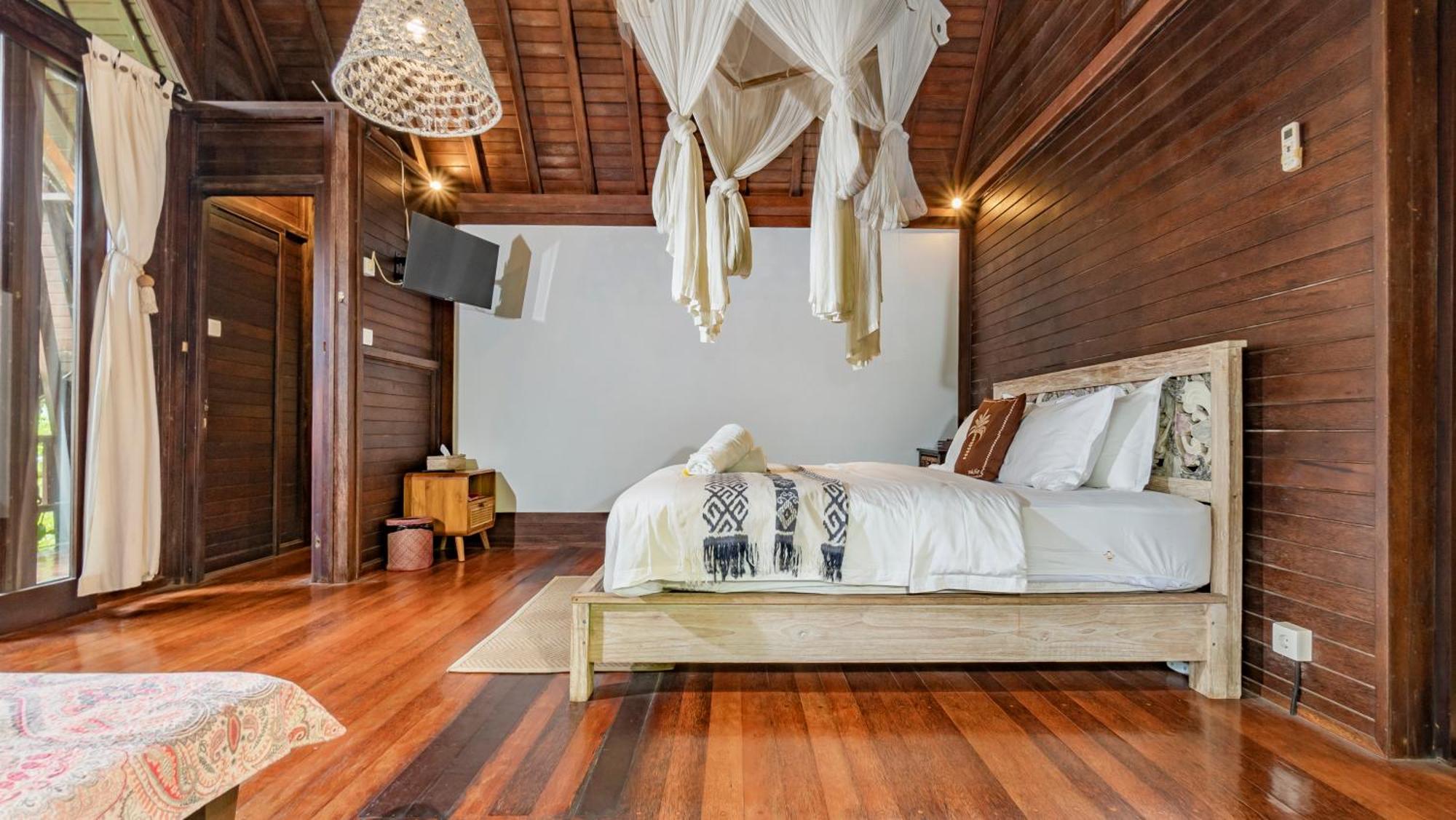 Lodge Umah Tis Sebatu *