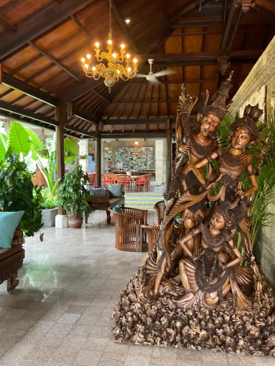 Sari Bunga Kuta Bali