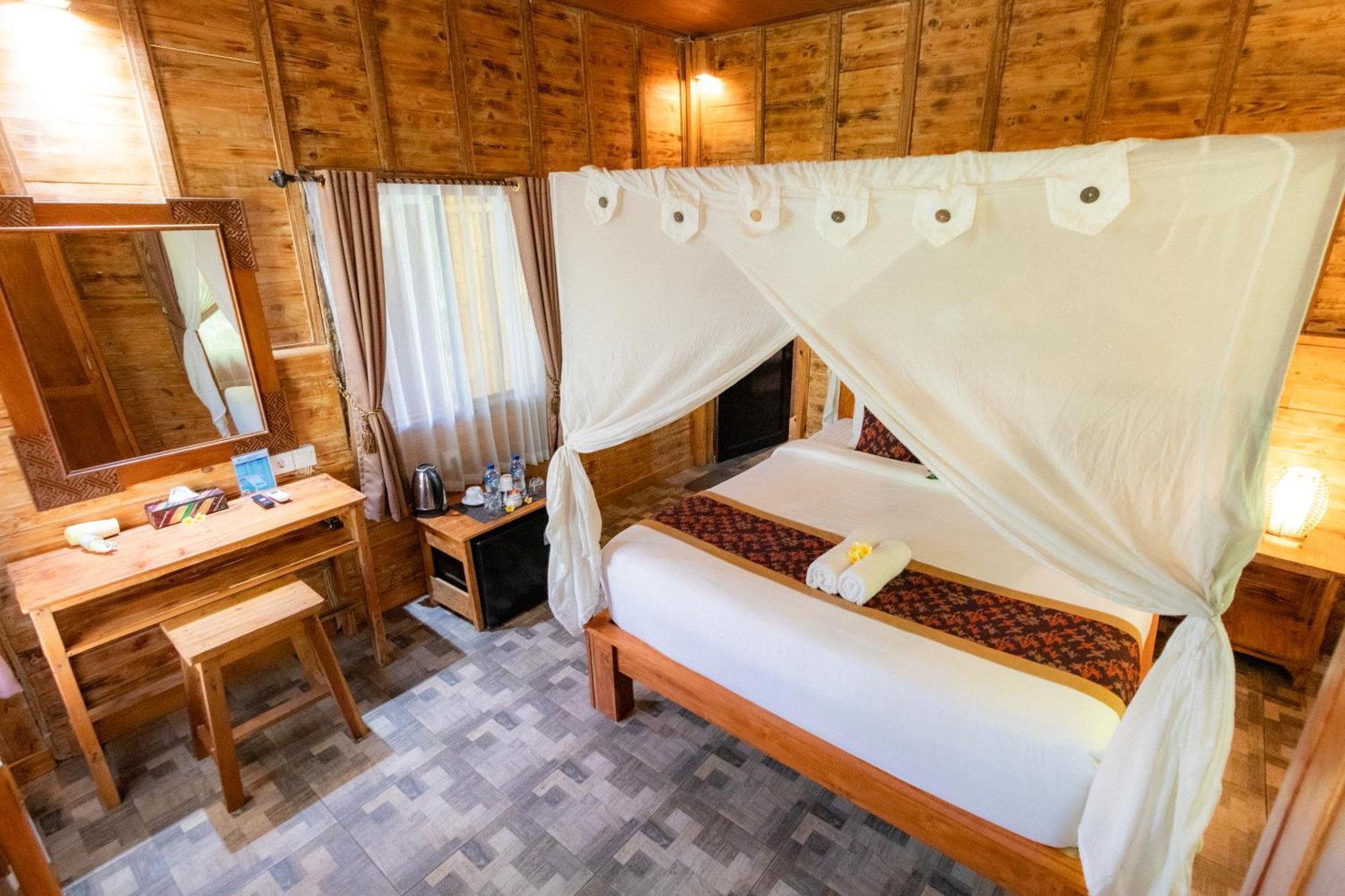 Doni House & Resor 3*