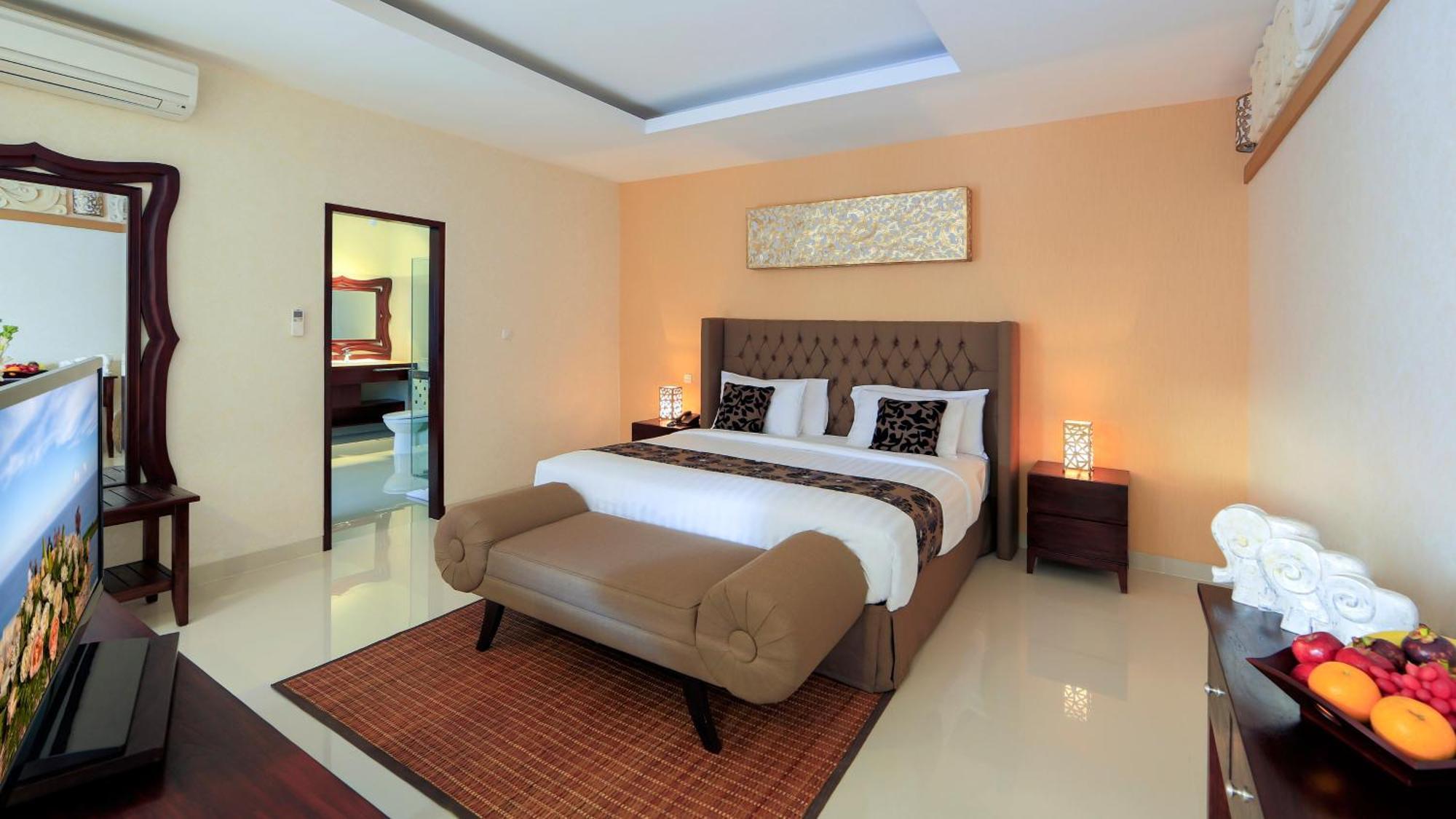 Flamingo Aquila 3*