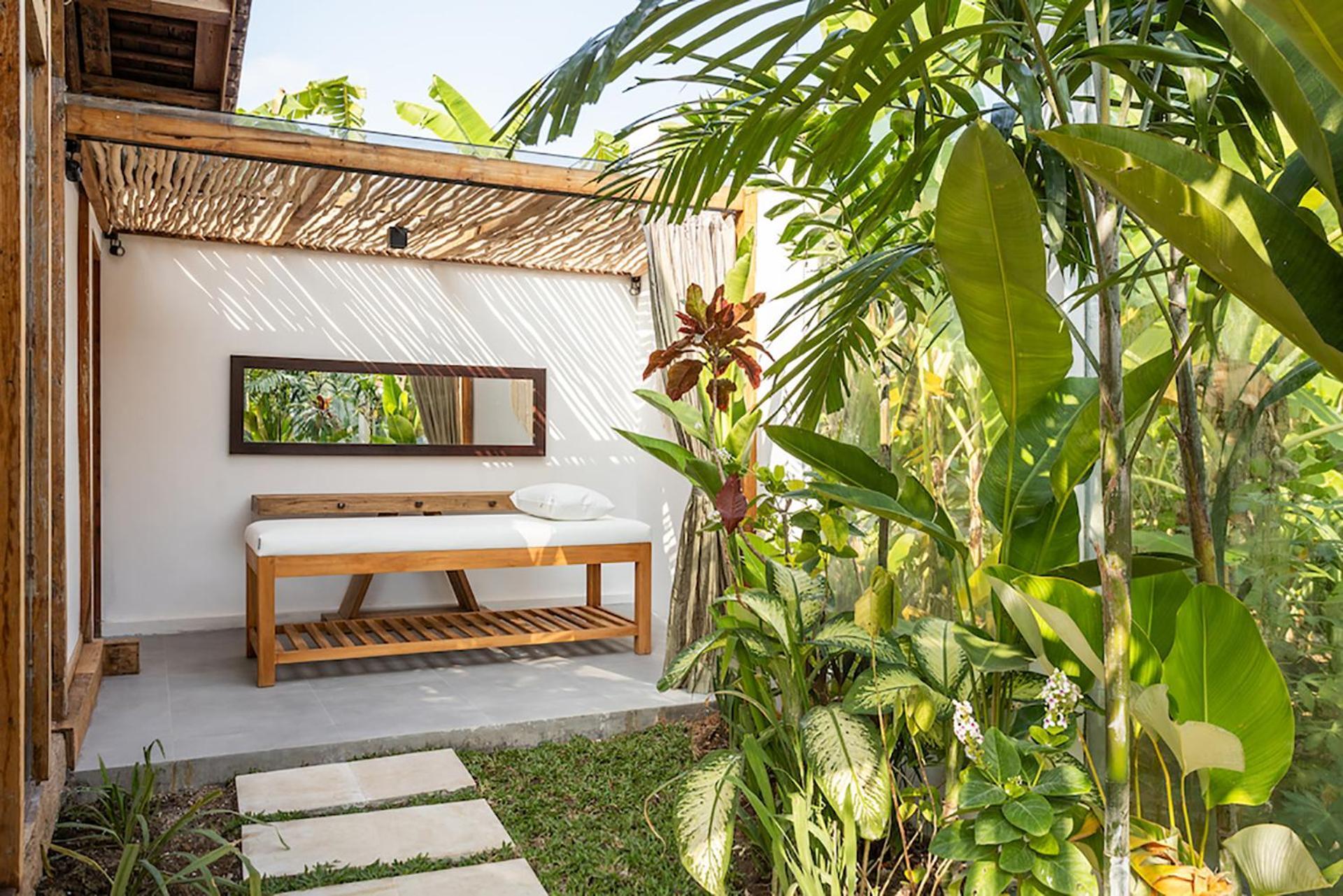 Sebelah By Optimum Bali *