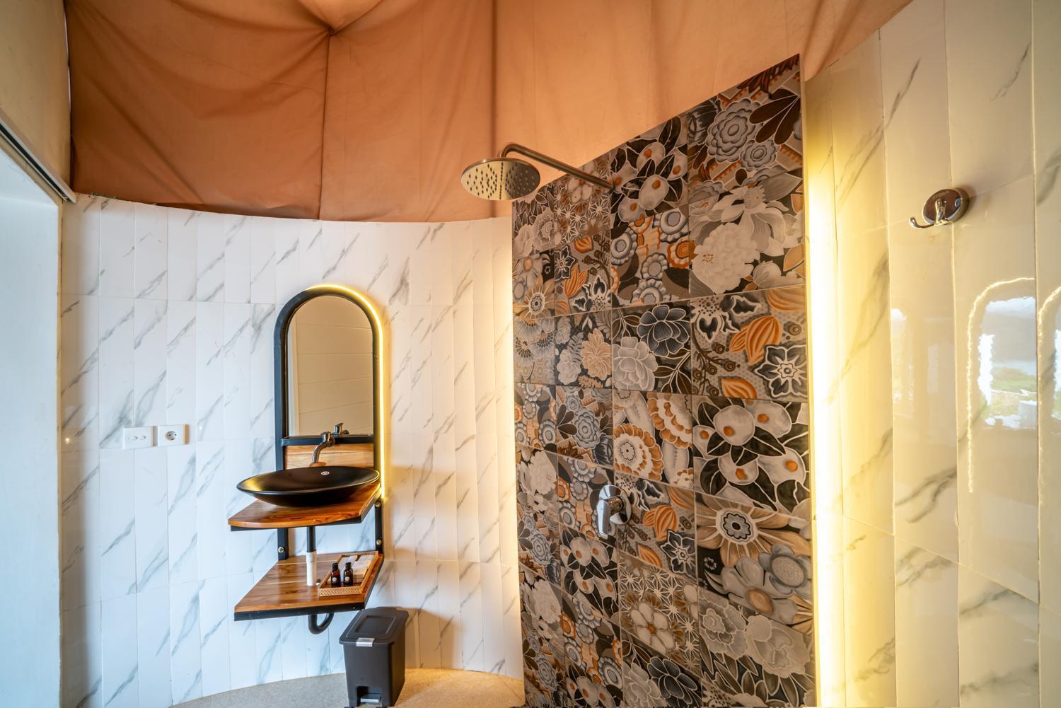The Dewi Luxury Glamping And Natural Hotspring