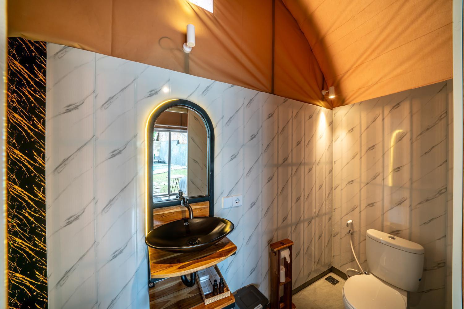 The Dewi Luxury Glamping And Natural Hotspring *