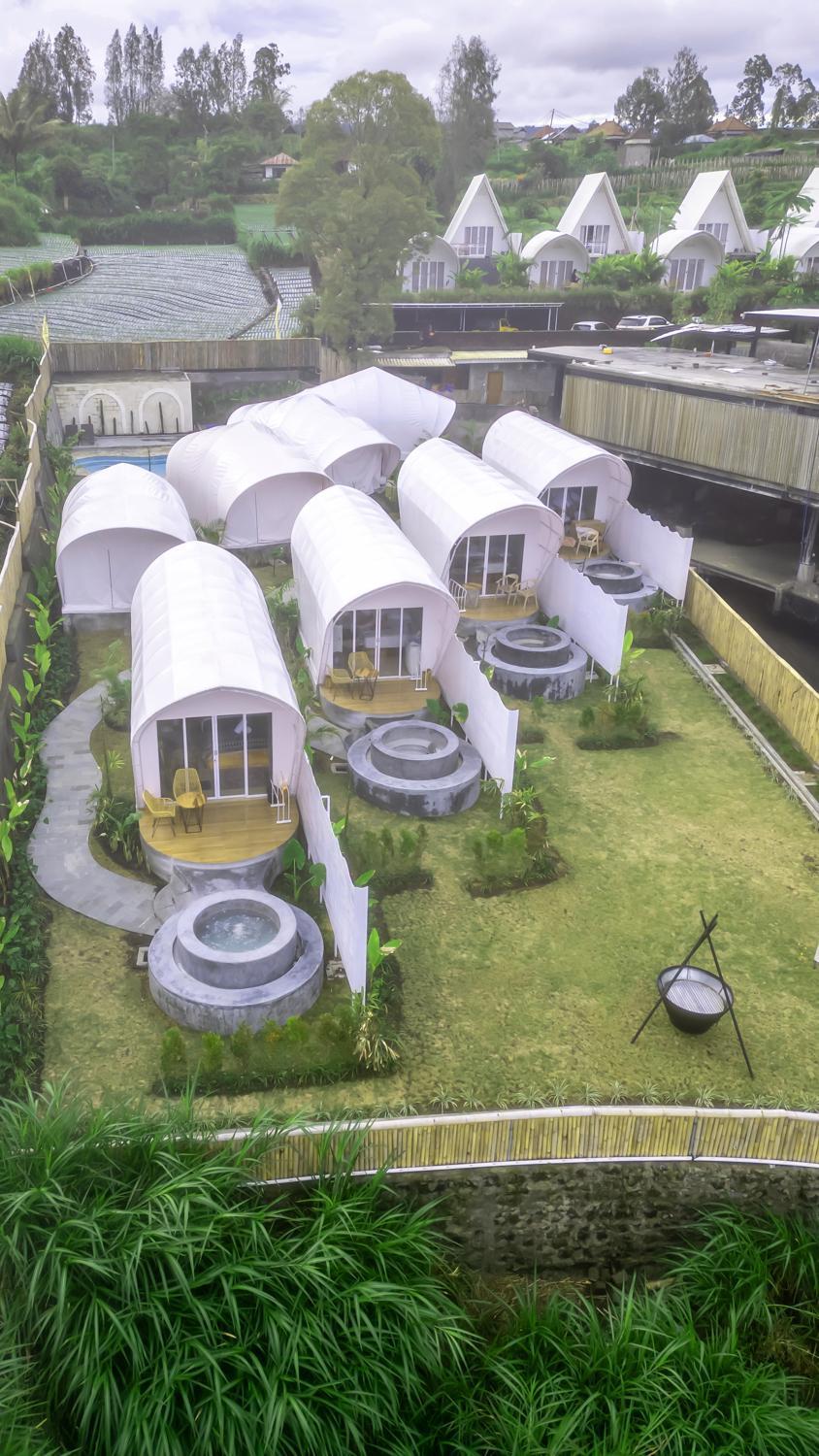 Marangyang tolda The Dewi Luxury Glamping And Natural Hotspring *