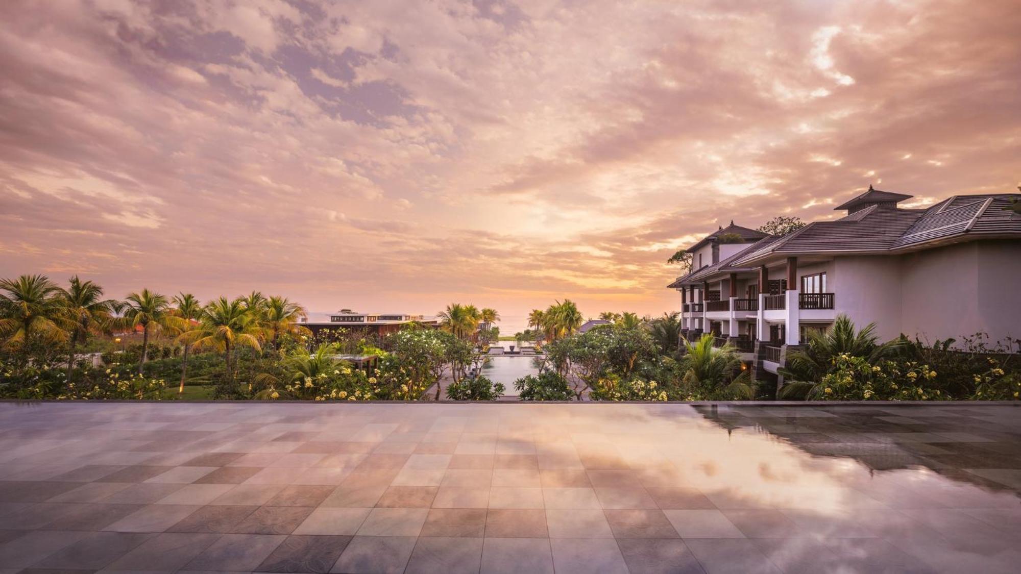 Regent Bali 5* Canggu (Bali)