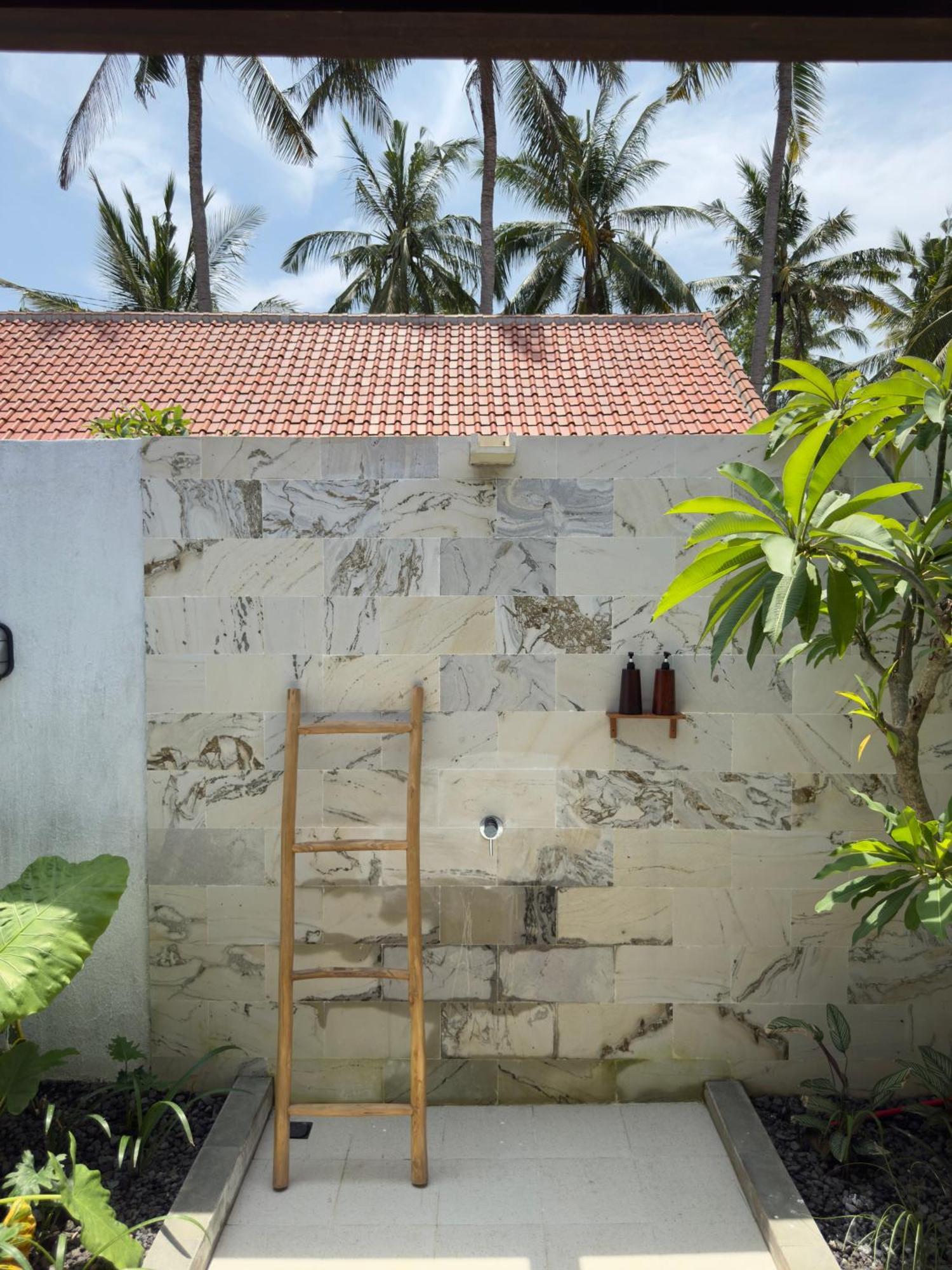 Hotel Mantra Nusa Penida 4*