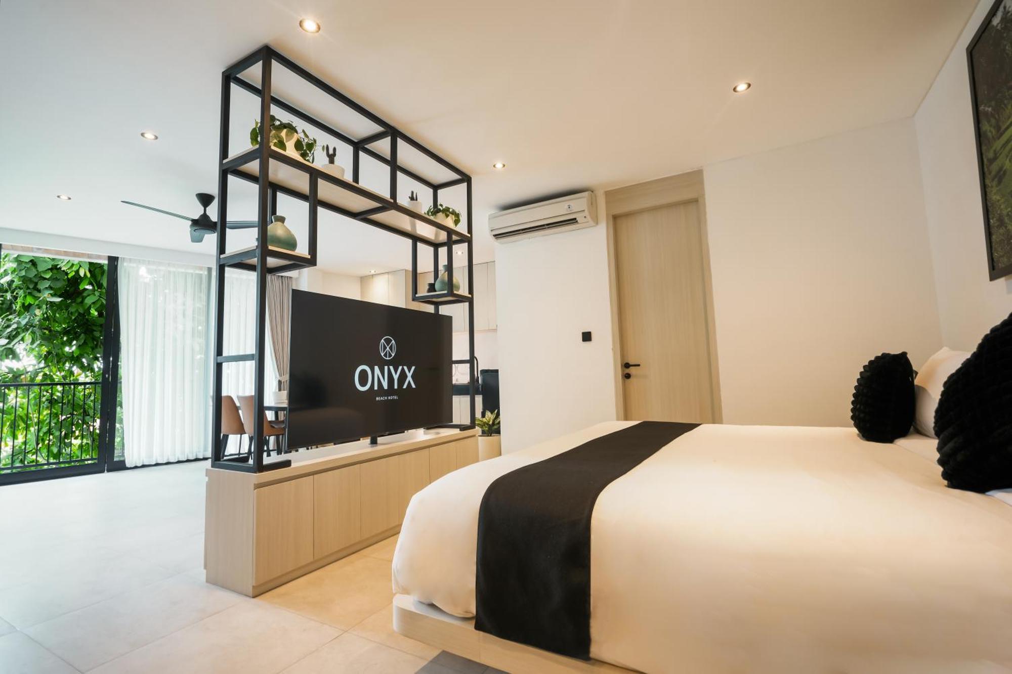 Aparthotel Onyx 5*