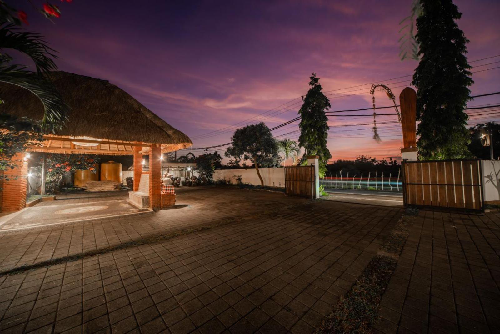 Olo Surf Nature Hotel 2*