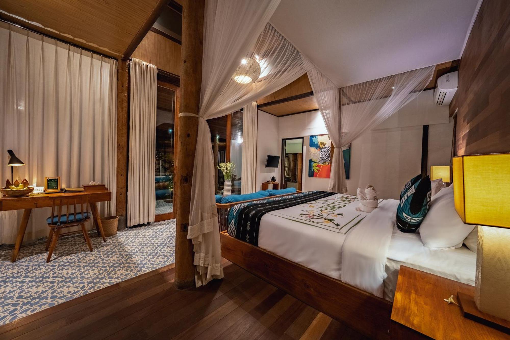 Surya Kembar Resor 4*