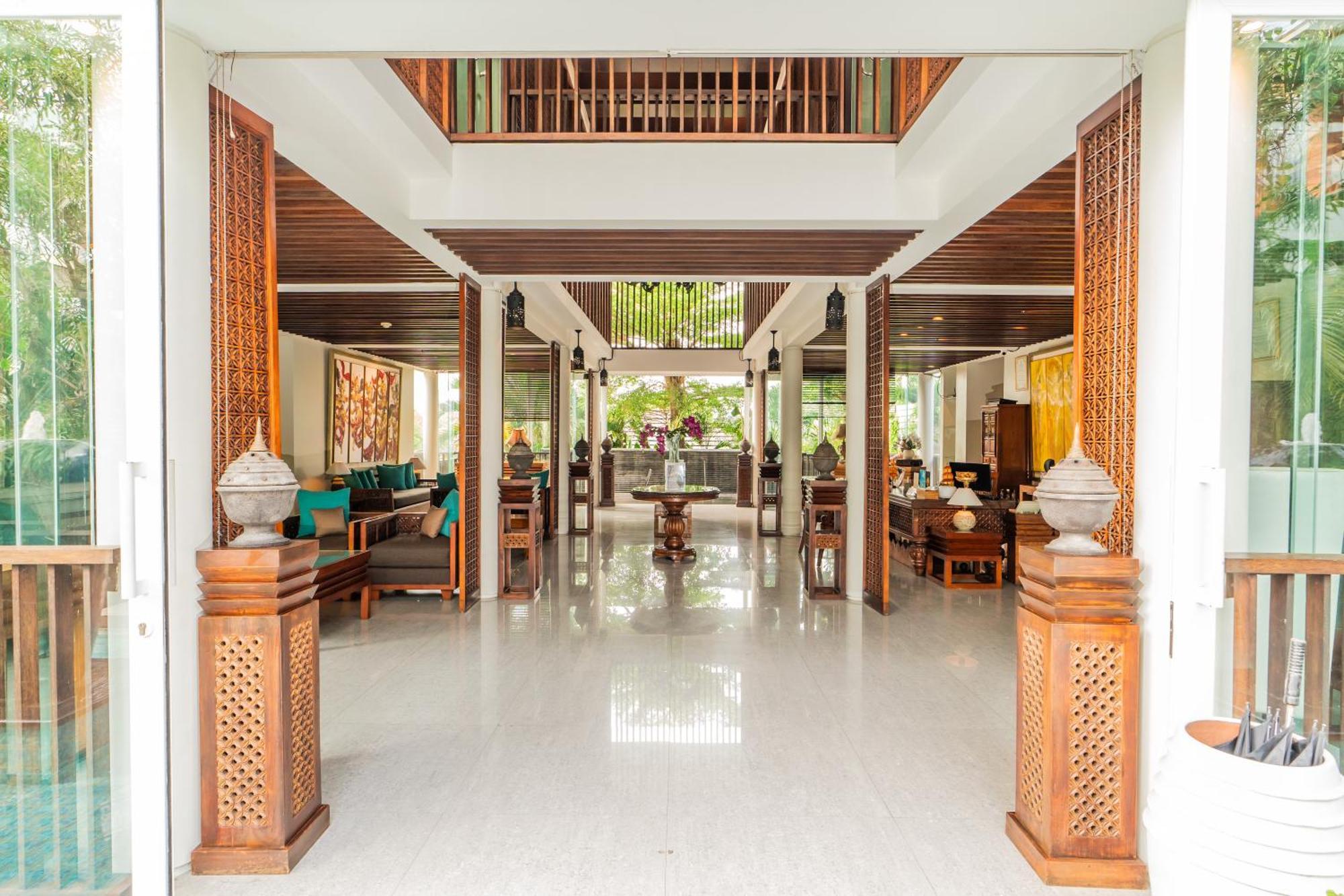 Villa Javana Royal *