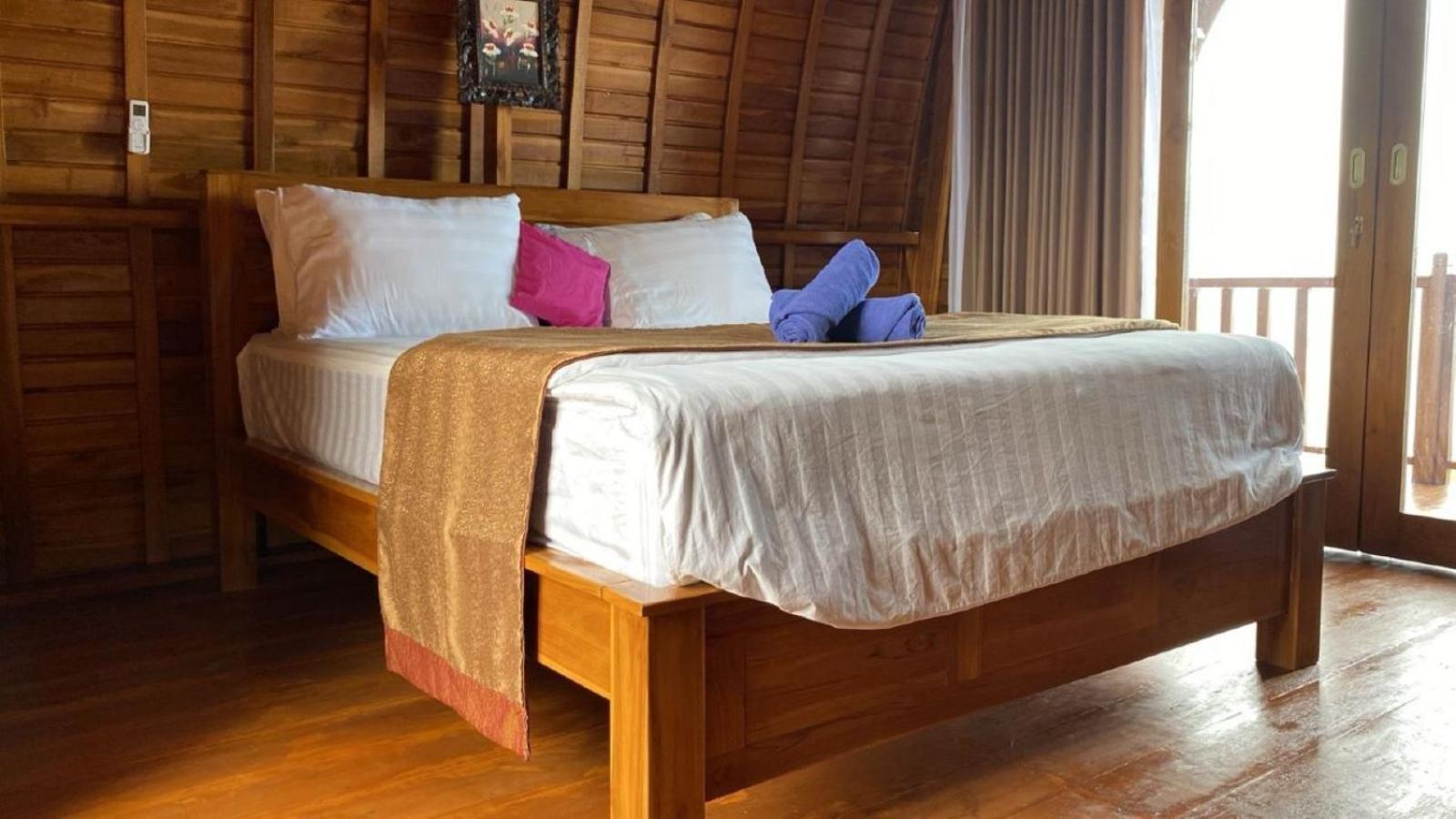 Suwehan Cliff House By Bijak Hotel