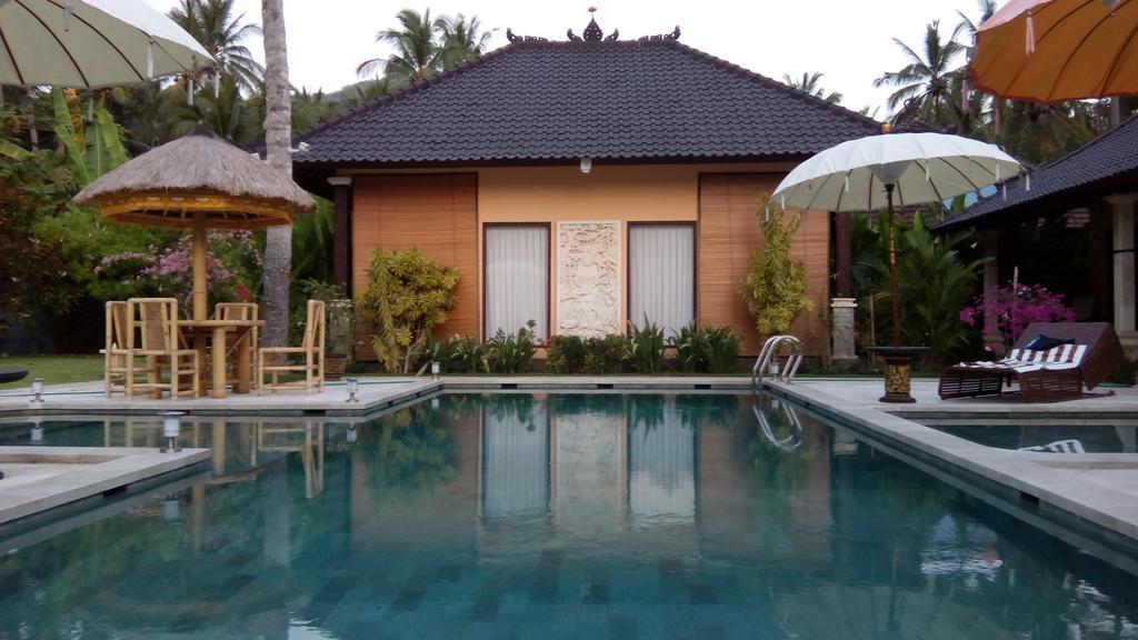 Gusmania Villa *