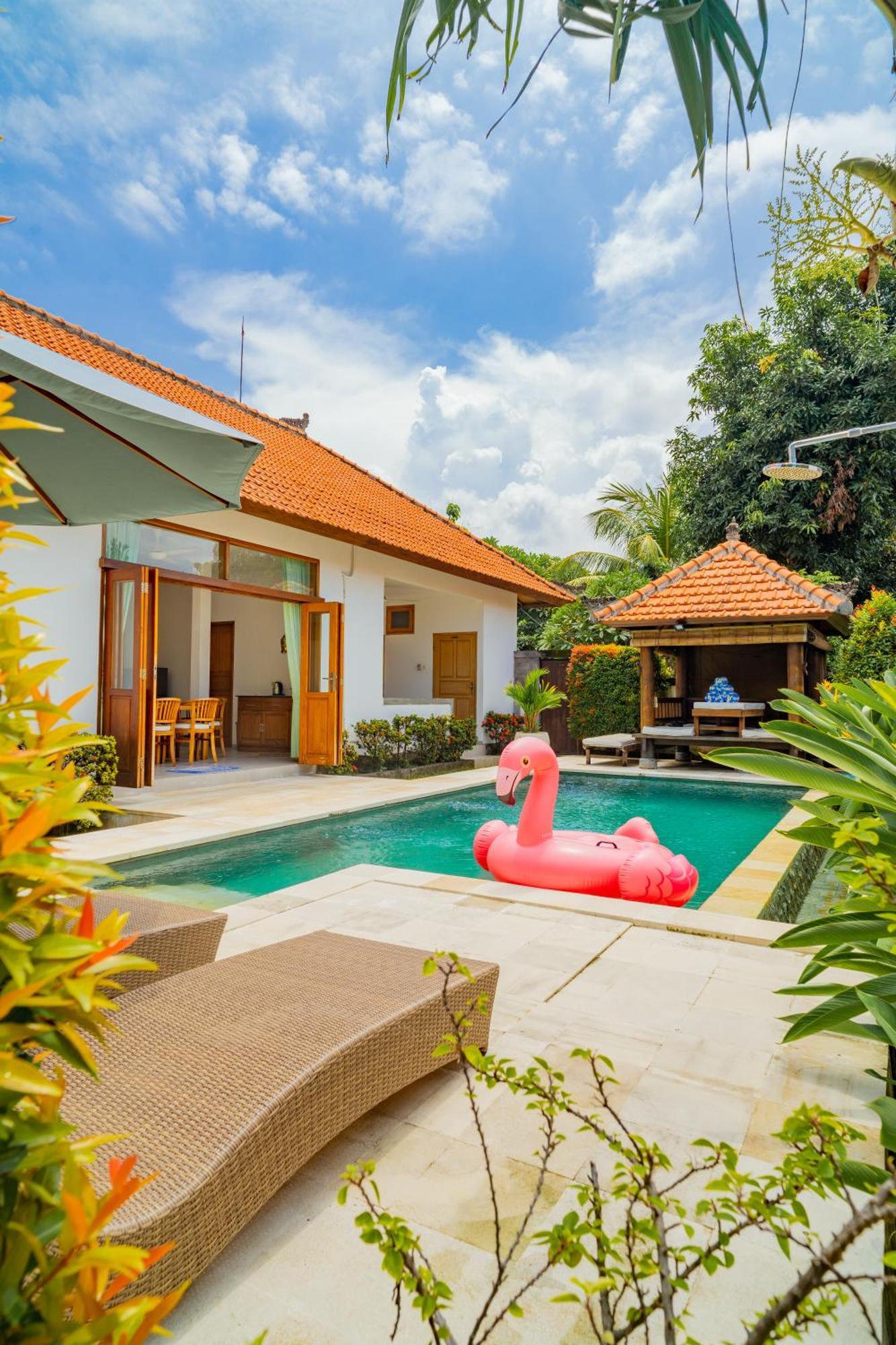 Seruni Lovina (Bali)