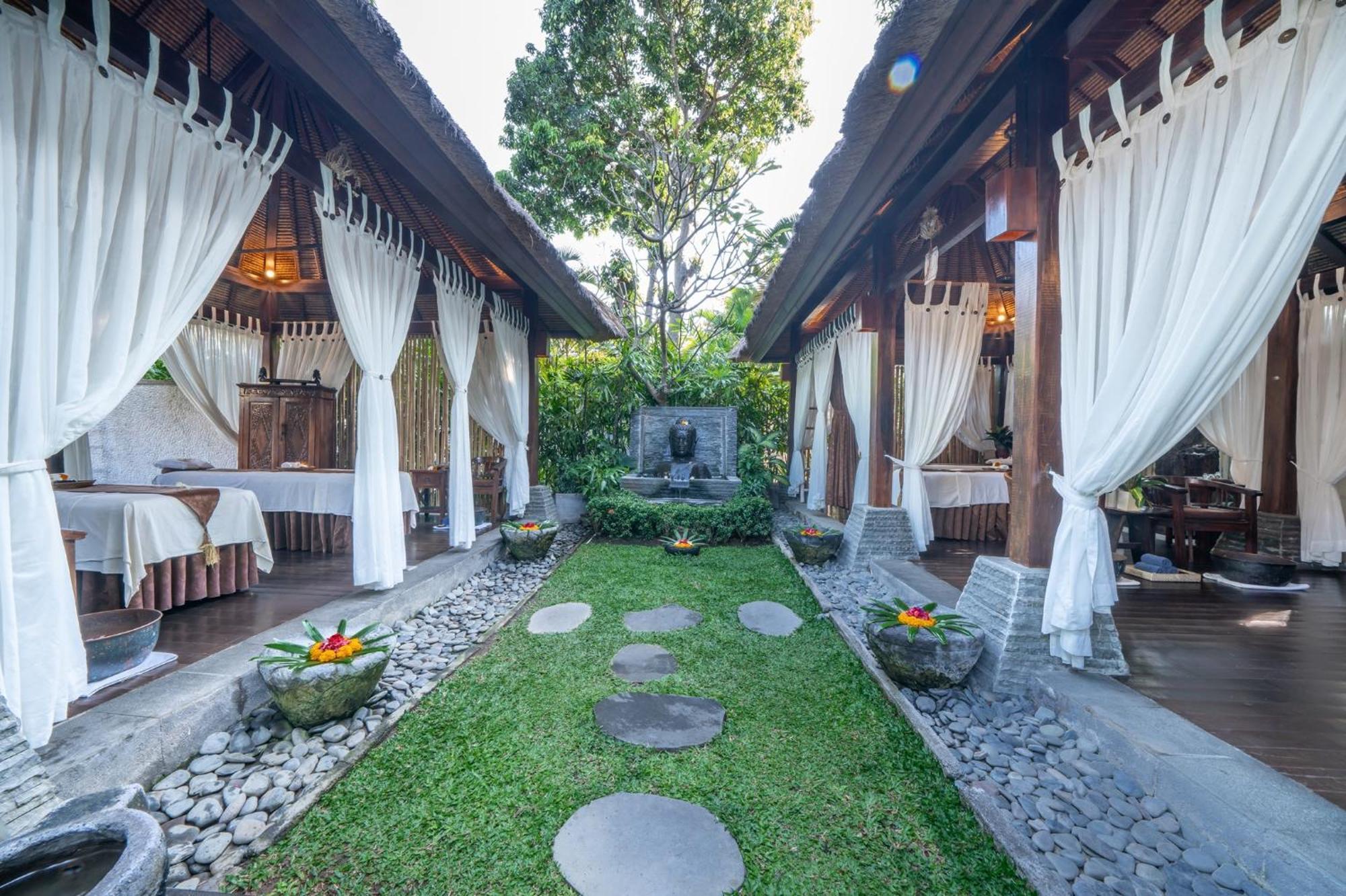 Resort The Lovina (Bali)