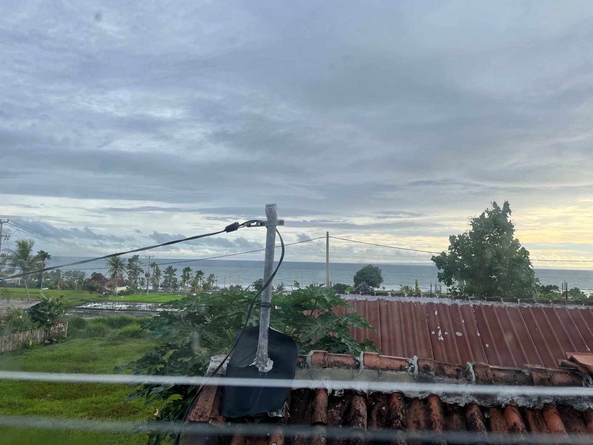 Homestay Ayolah Surf House &surf Camp