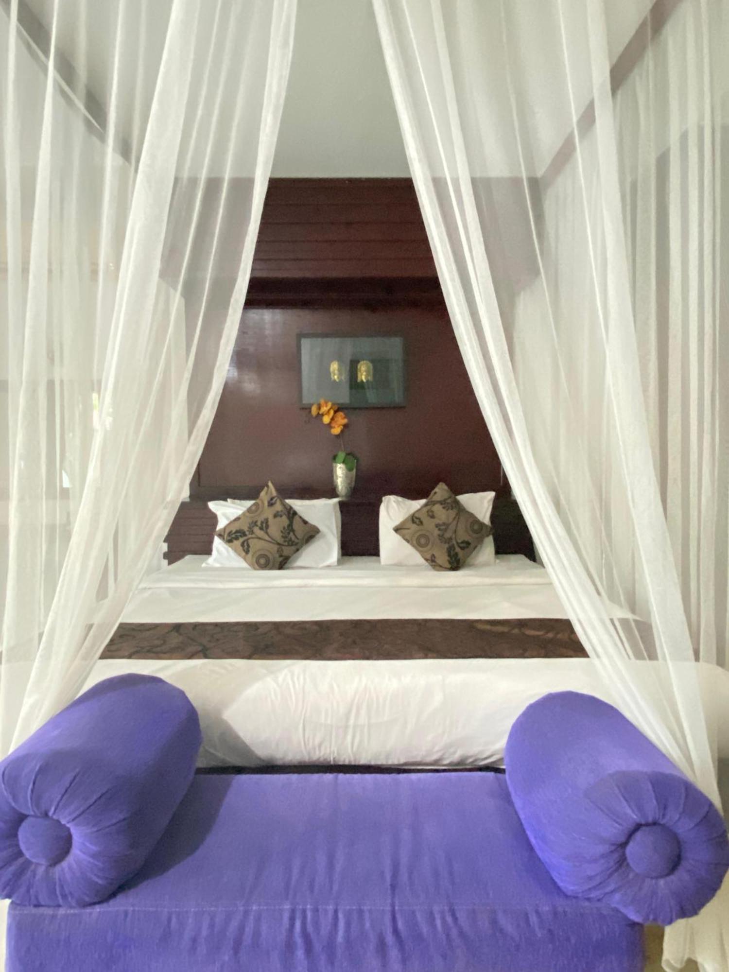 Classic With Private Pool Kuta (Bali)