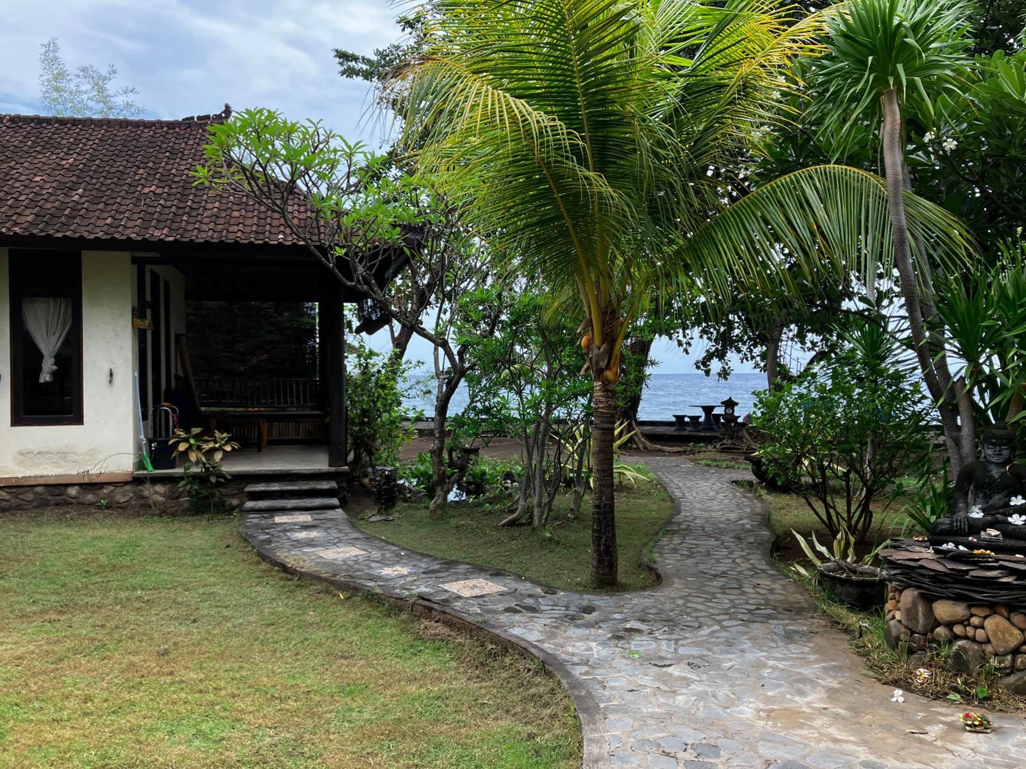 Guest house Jukung Bali 2*