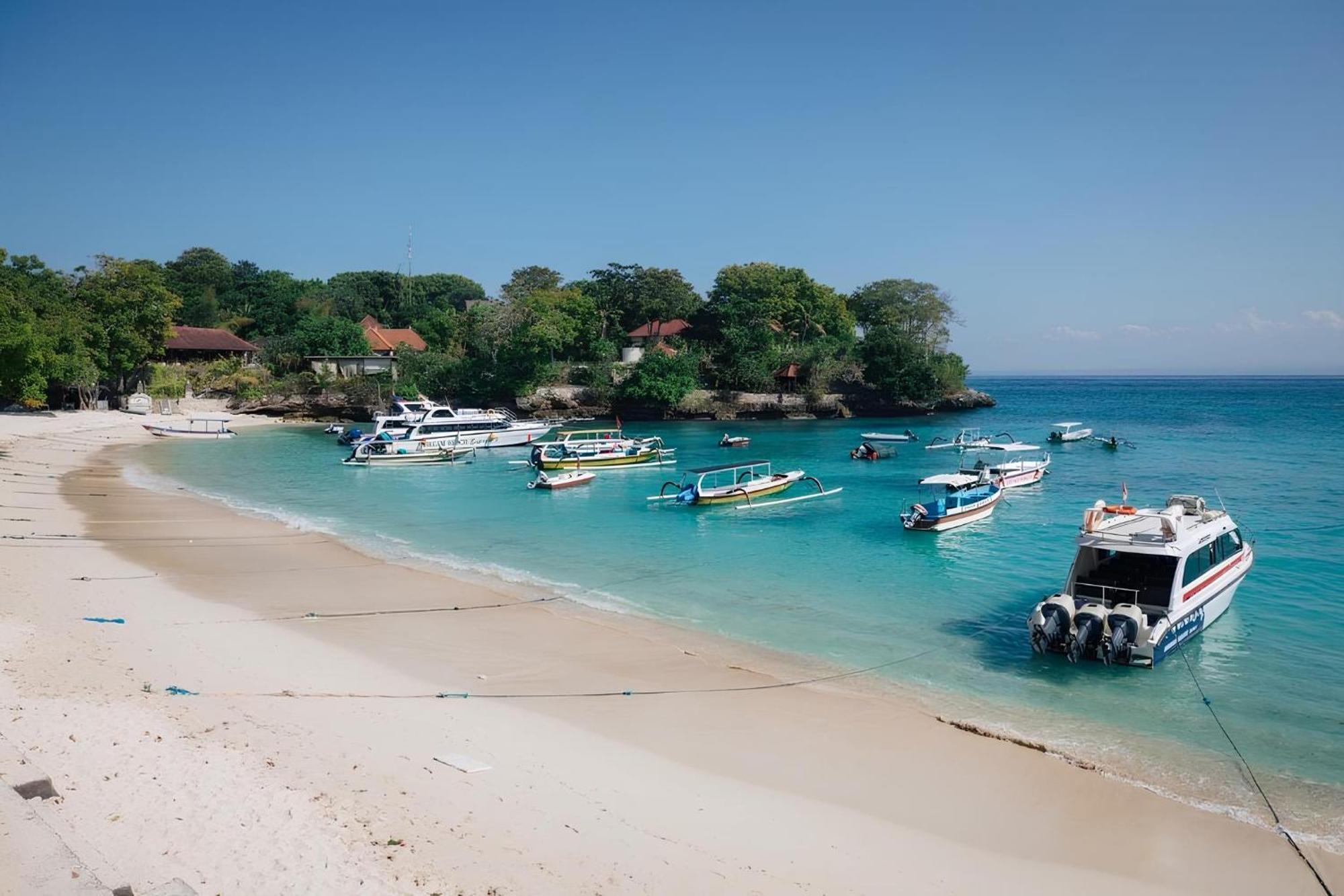 Bale Gede Nusa Taman liburan 4*