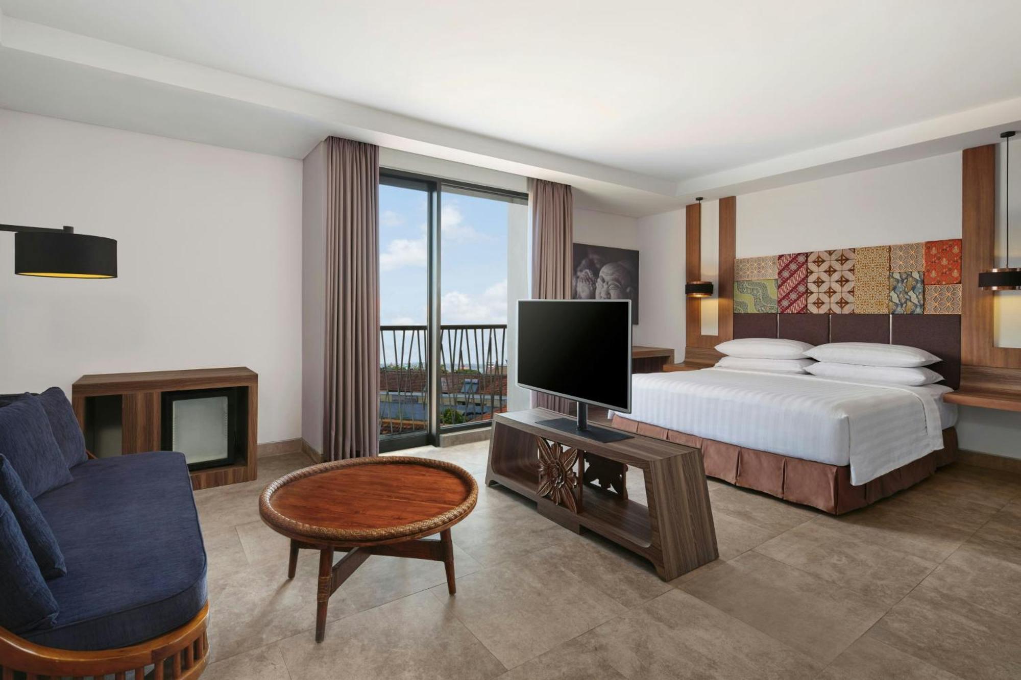 Hotel Fairfield By Marriott Bali South Kuta 4*