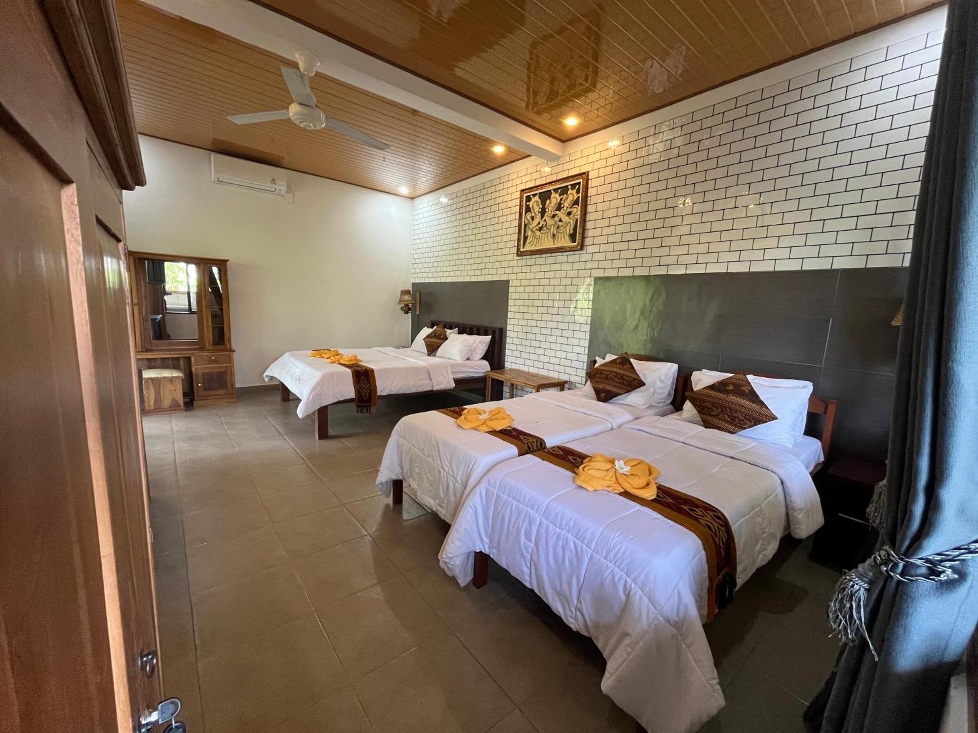 Guest house Khrisna Hs And