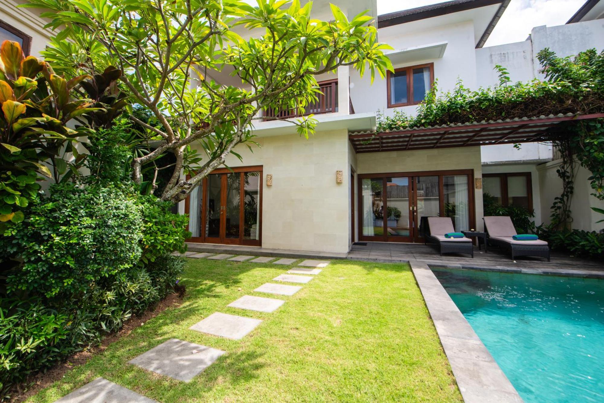 Bali Ayu & Kuta (Bali)