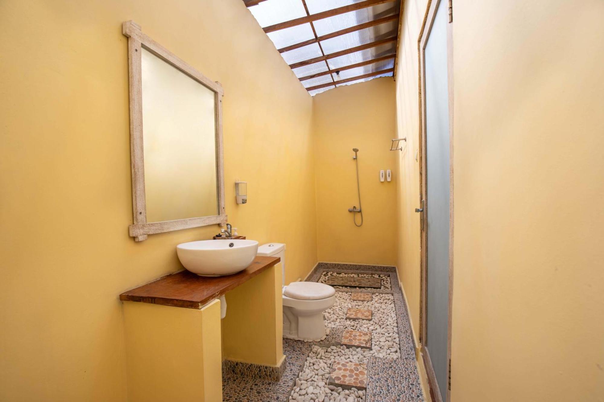 Atuh Forest Guest house