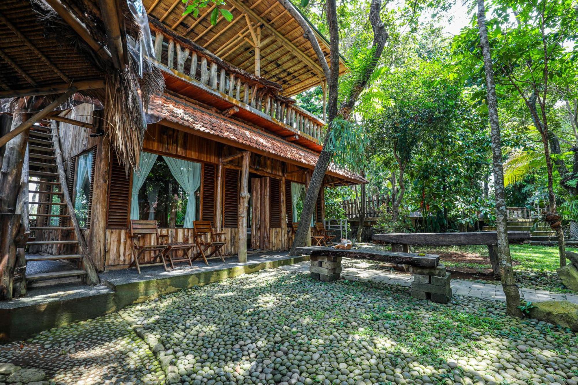 Guest house Omunity Bali