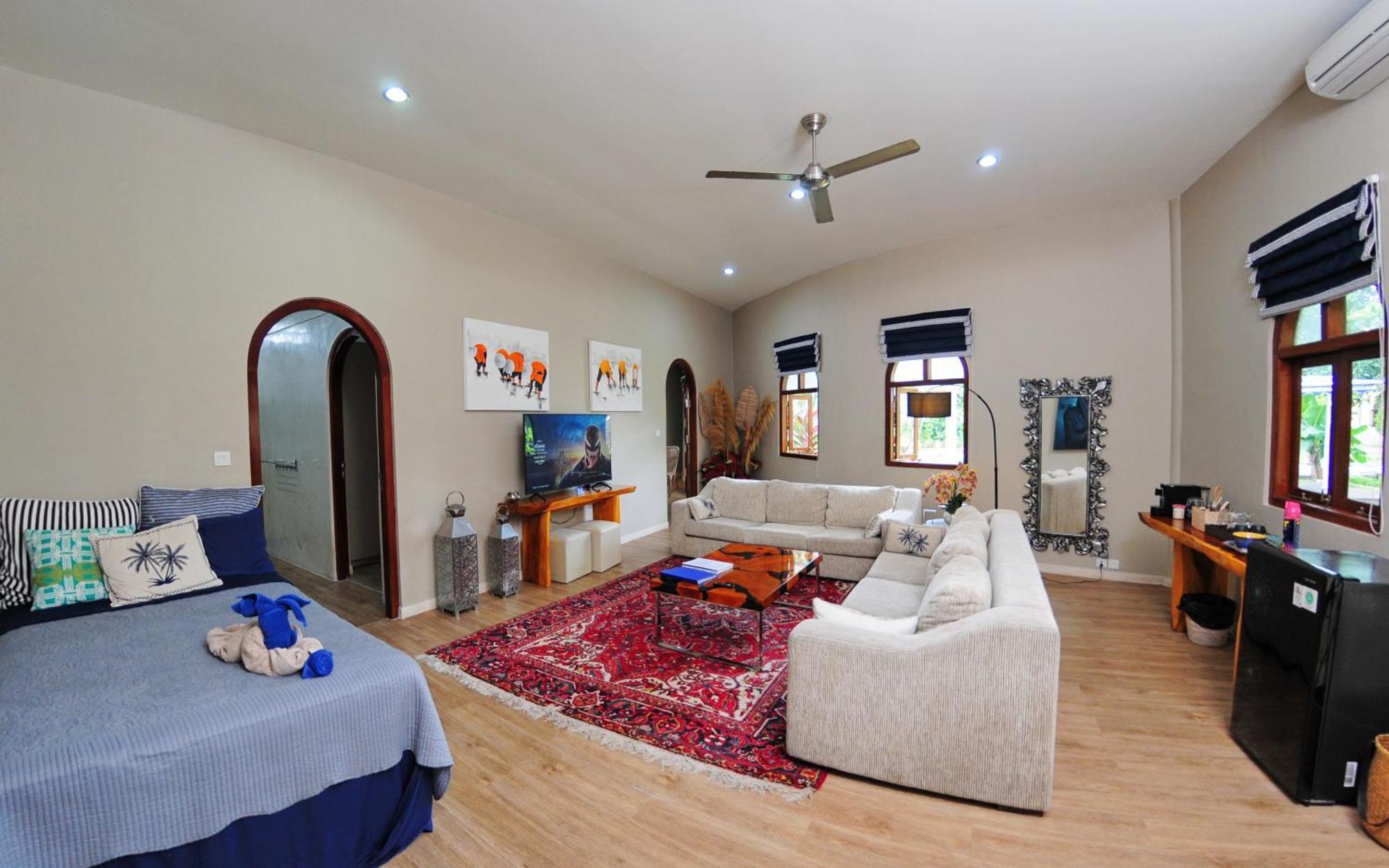 Bed & Breakfast Costa Plenty 5*