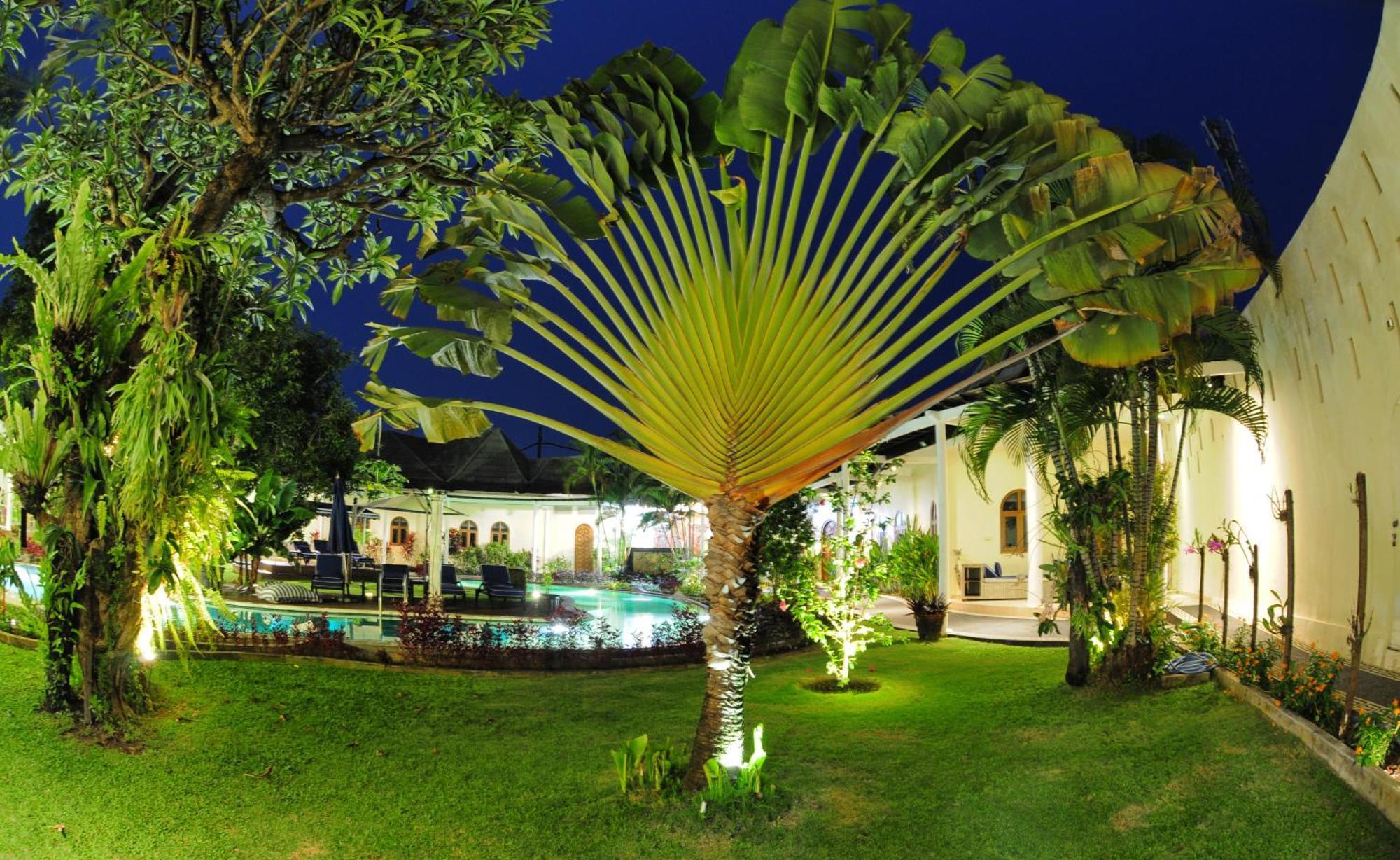 Bed & Breakfast Costa Plenty 5*
