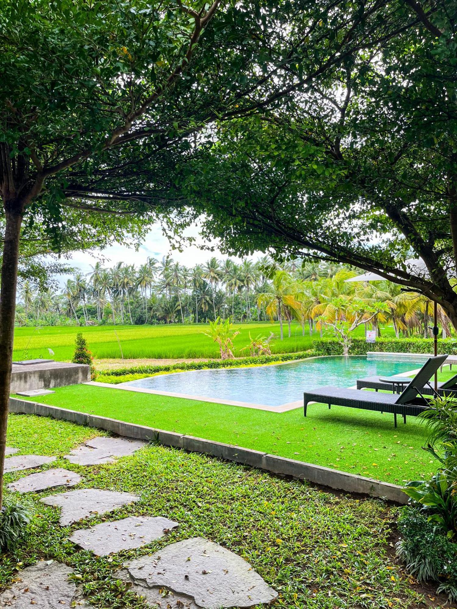 Adil & Holiday park 4*