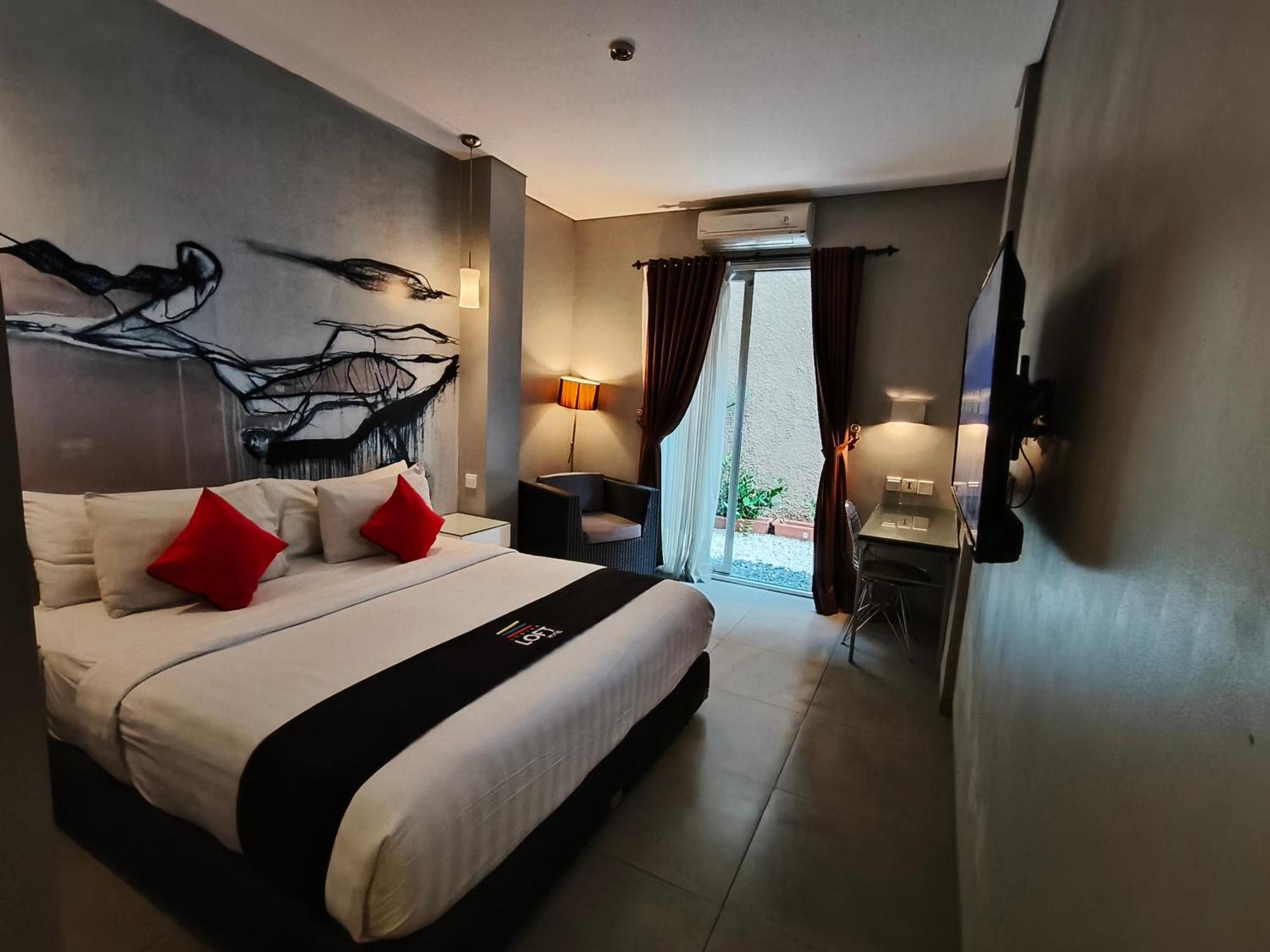 Hotel Loft Bali 2*