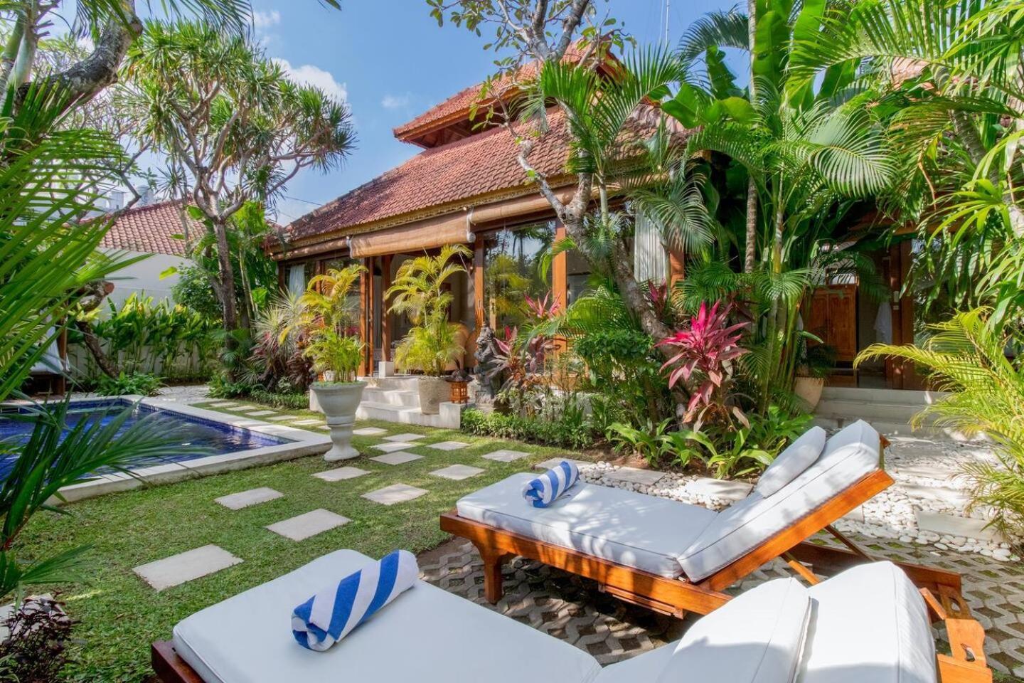 Heart Of Seminyak, 2br, Sleeps 4, Walk To Bintang Villa Seminyak (Bali)