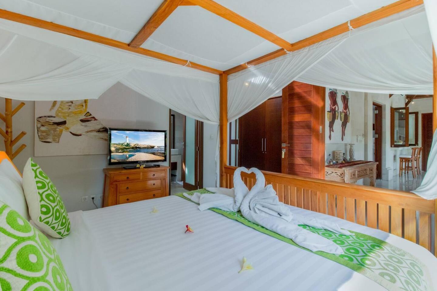 Villa Heart Of Seminyak, 2br, Sleeps 4, Walk To Bintang Seminyak (Bali)