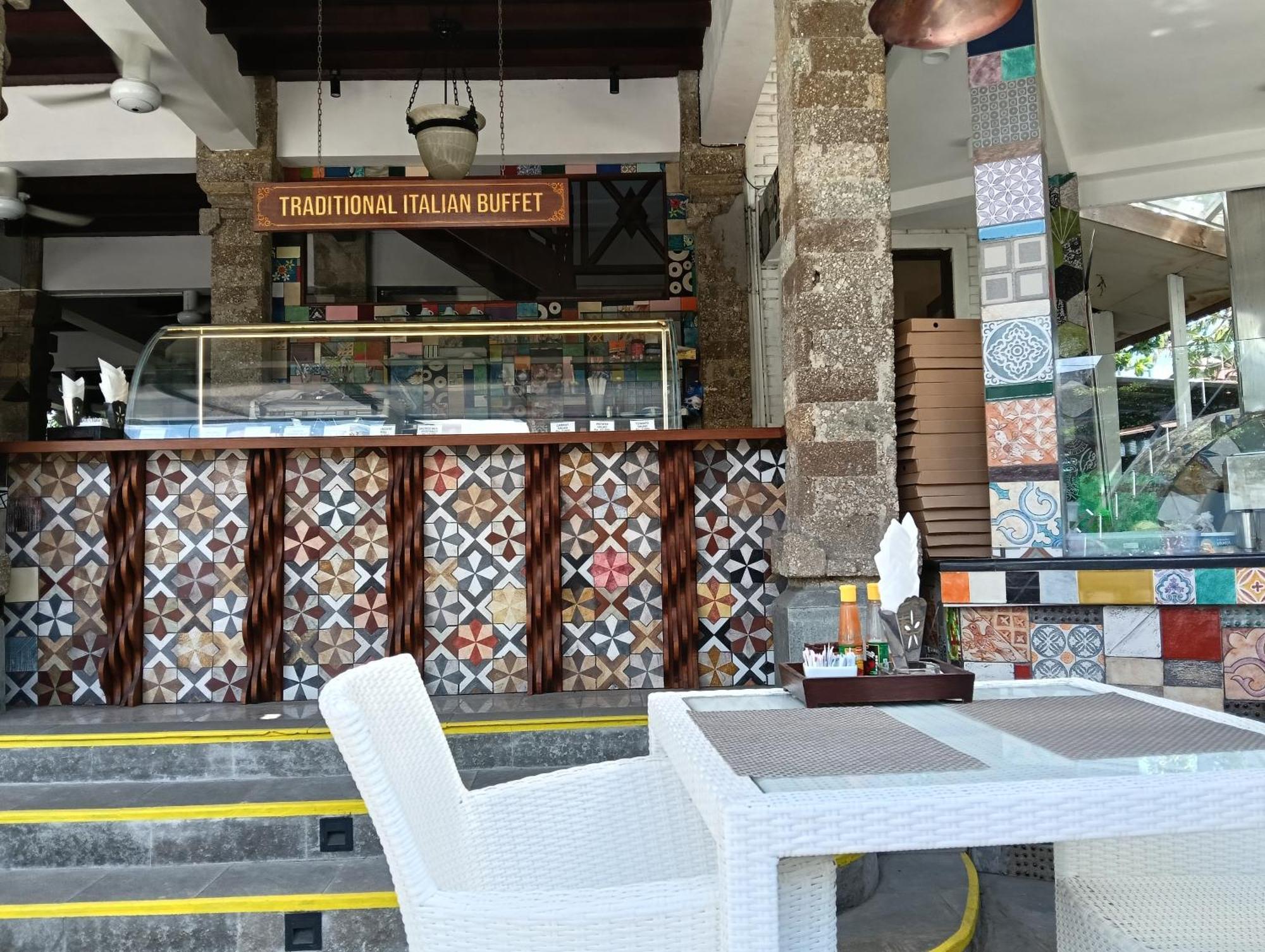 Hotel Sari Bunga Kuta Bali