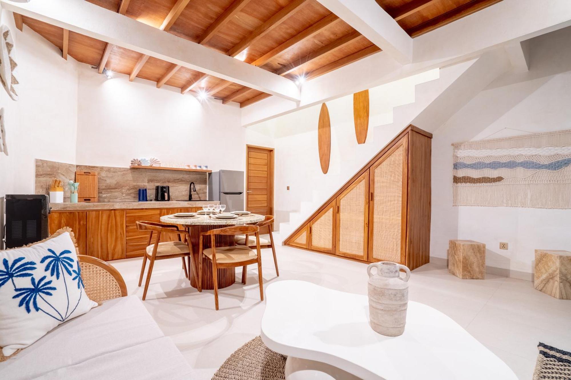 Moma Complex Villa Uluwatu (Bali)