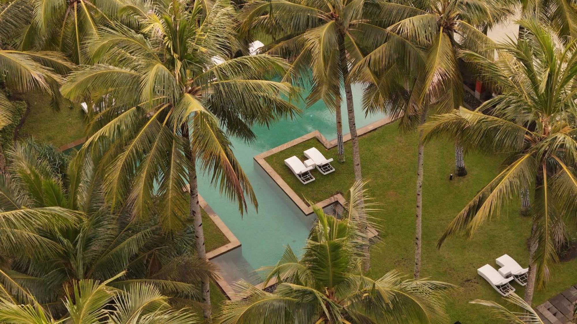 Kelapa Retreat & 5*