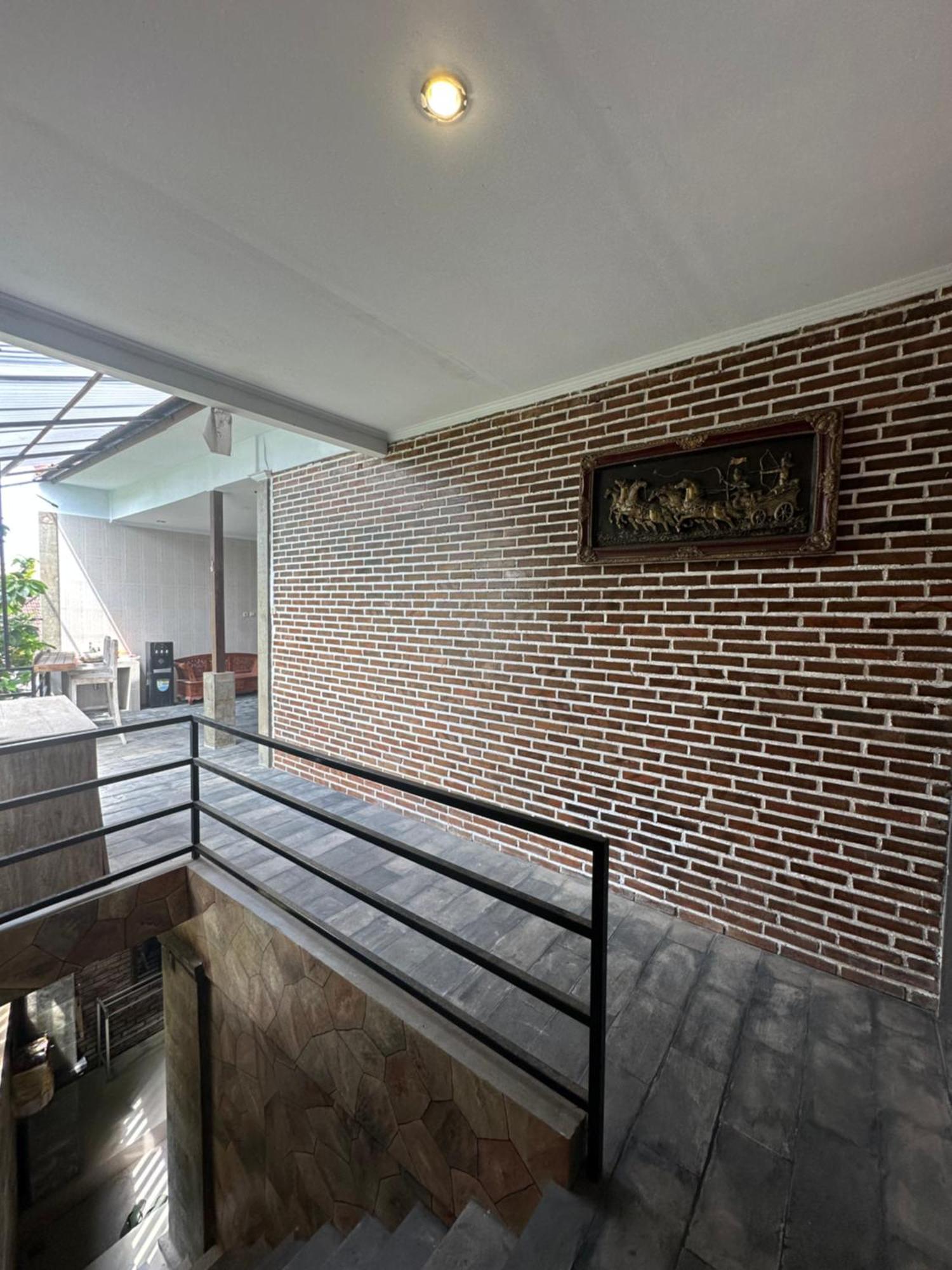 Dicky Batu Bolong Guest house *