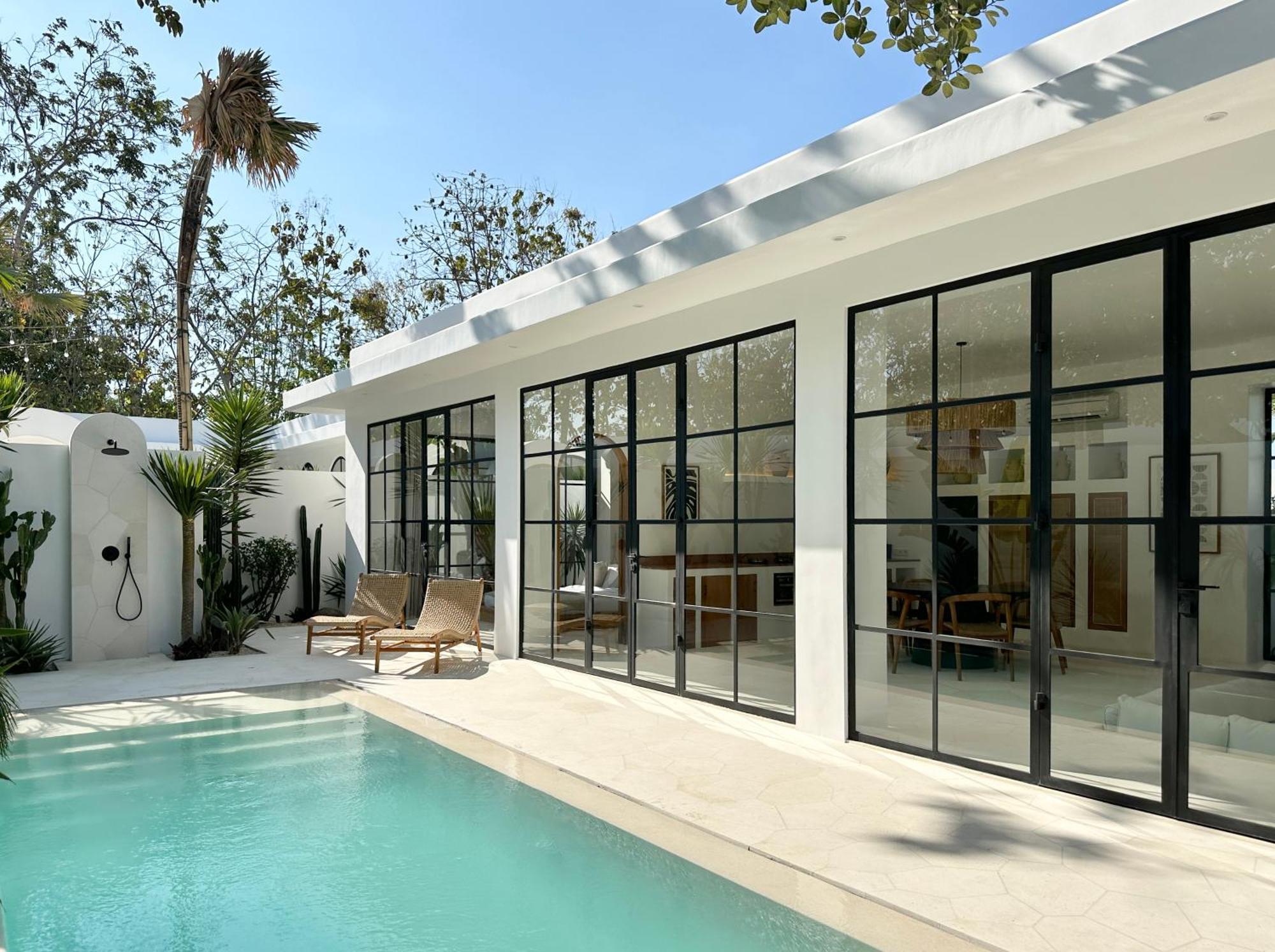 Melrose X The Young Villa Uluwatu (Bali)