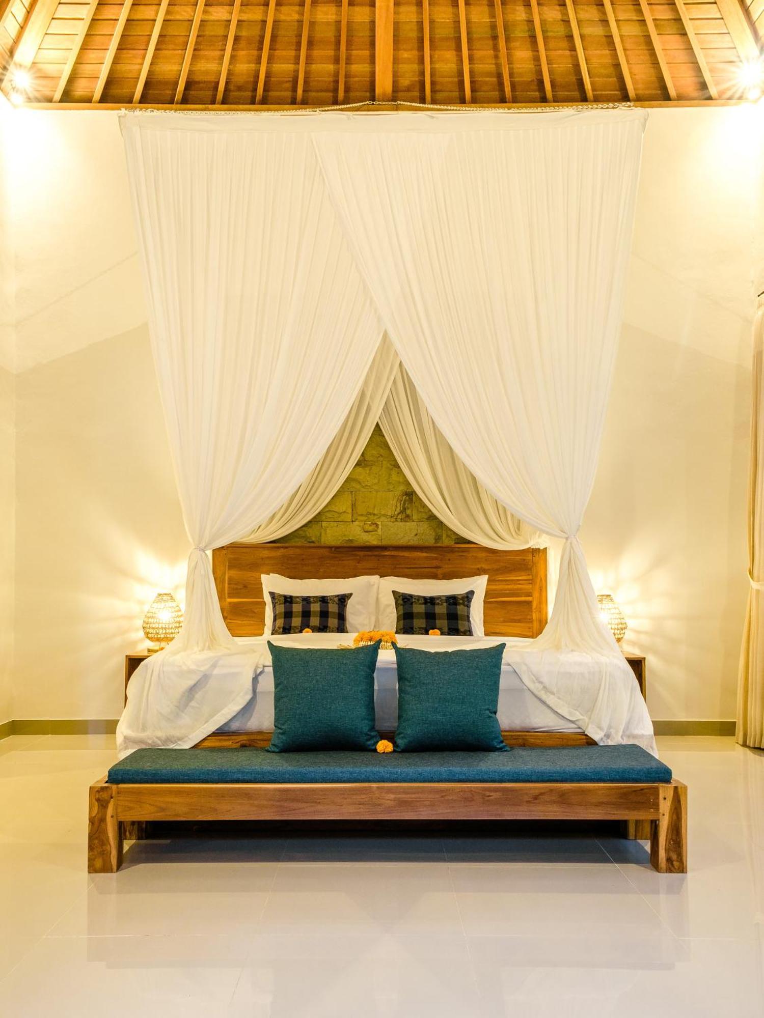 Way By Prasi Guest house