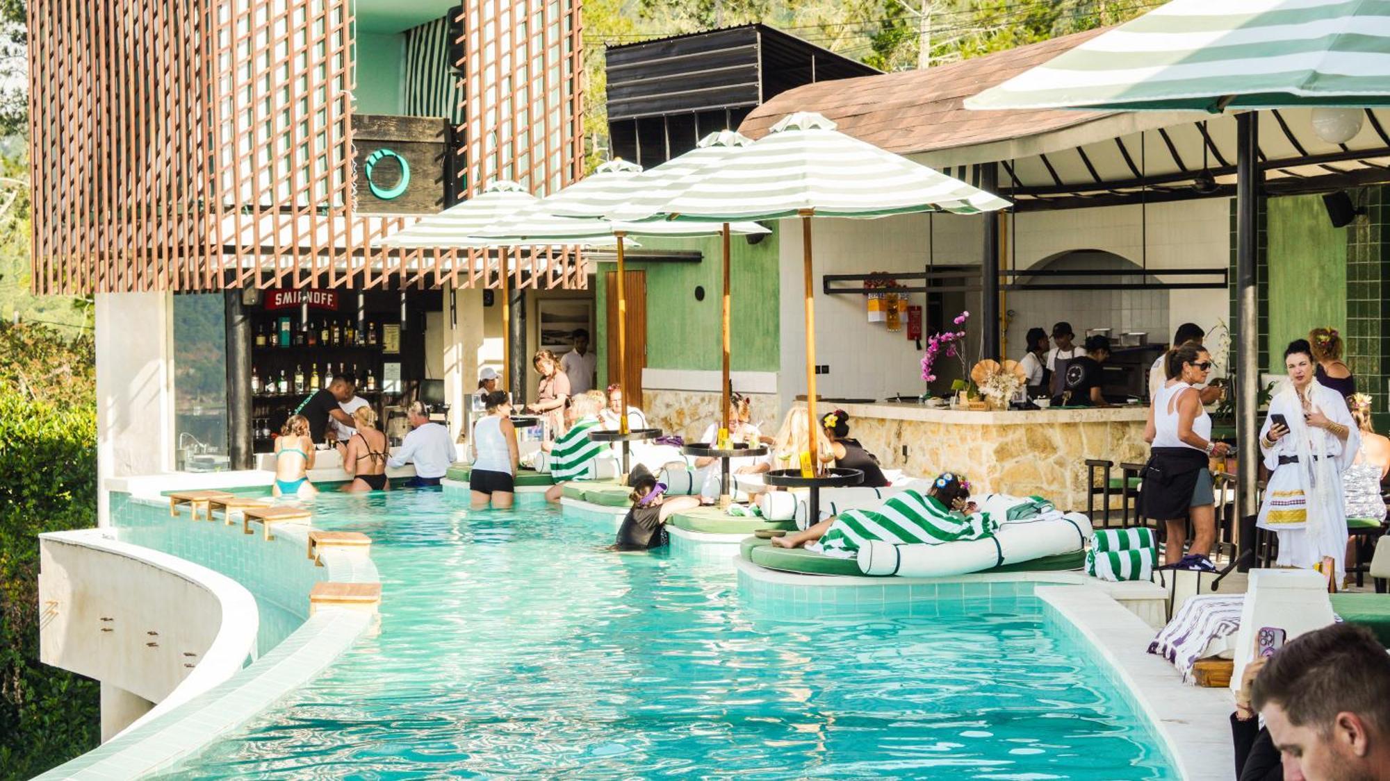 Desa Oculus Resort 4*