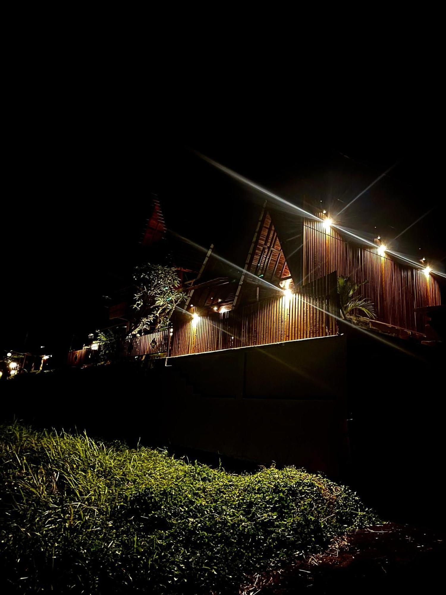 Villa The Pyramid Ubud River *
