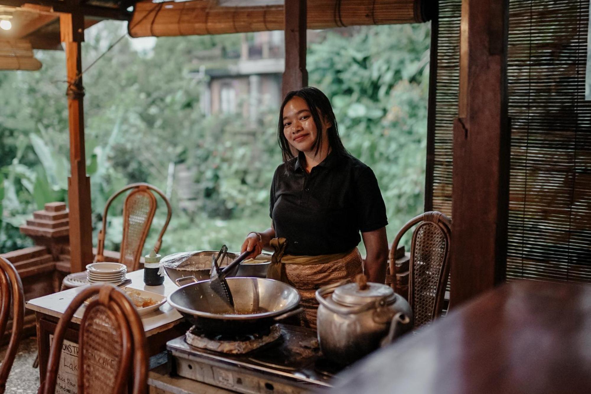 Puri Lumbung Restaurant &