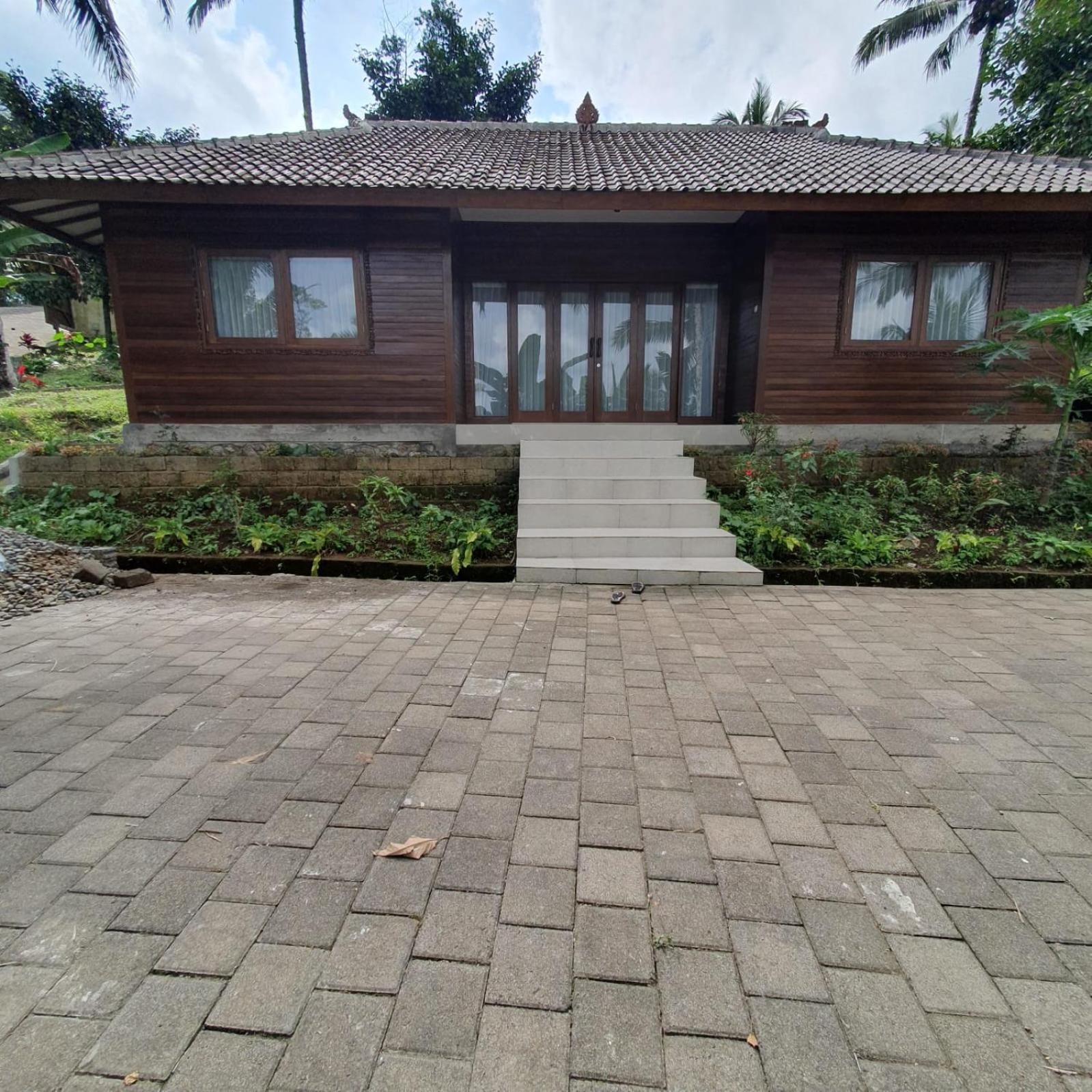 Tulang House Estate Apartment *