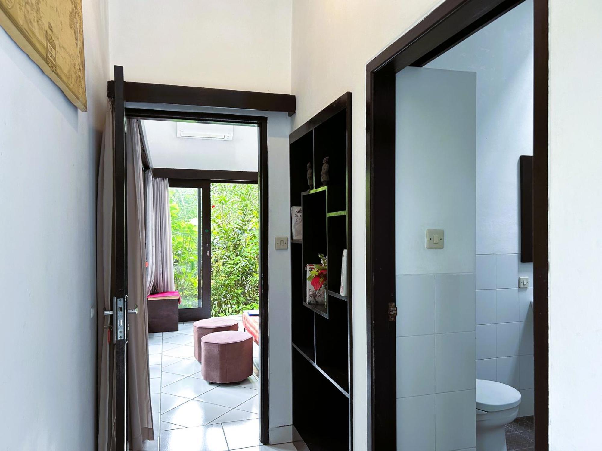 Ambary - With Workspaces, Ideal For Groups Guest house